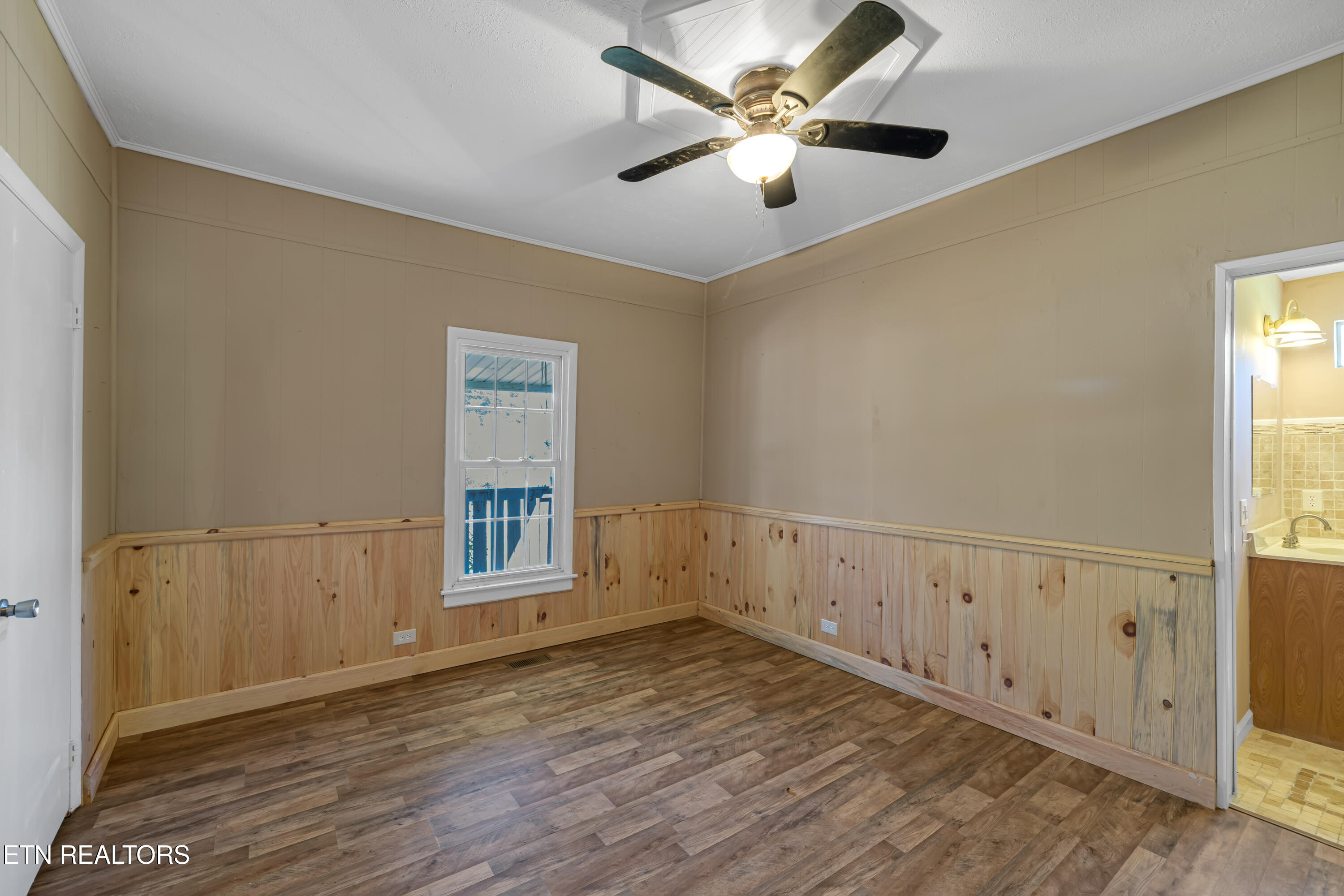 145 Shady Grove Road, Lancing