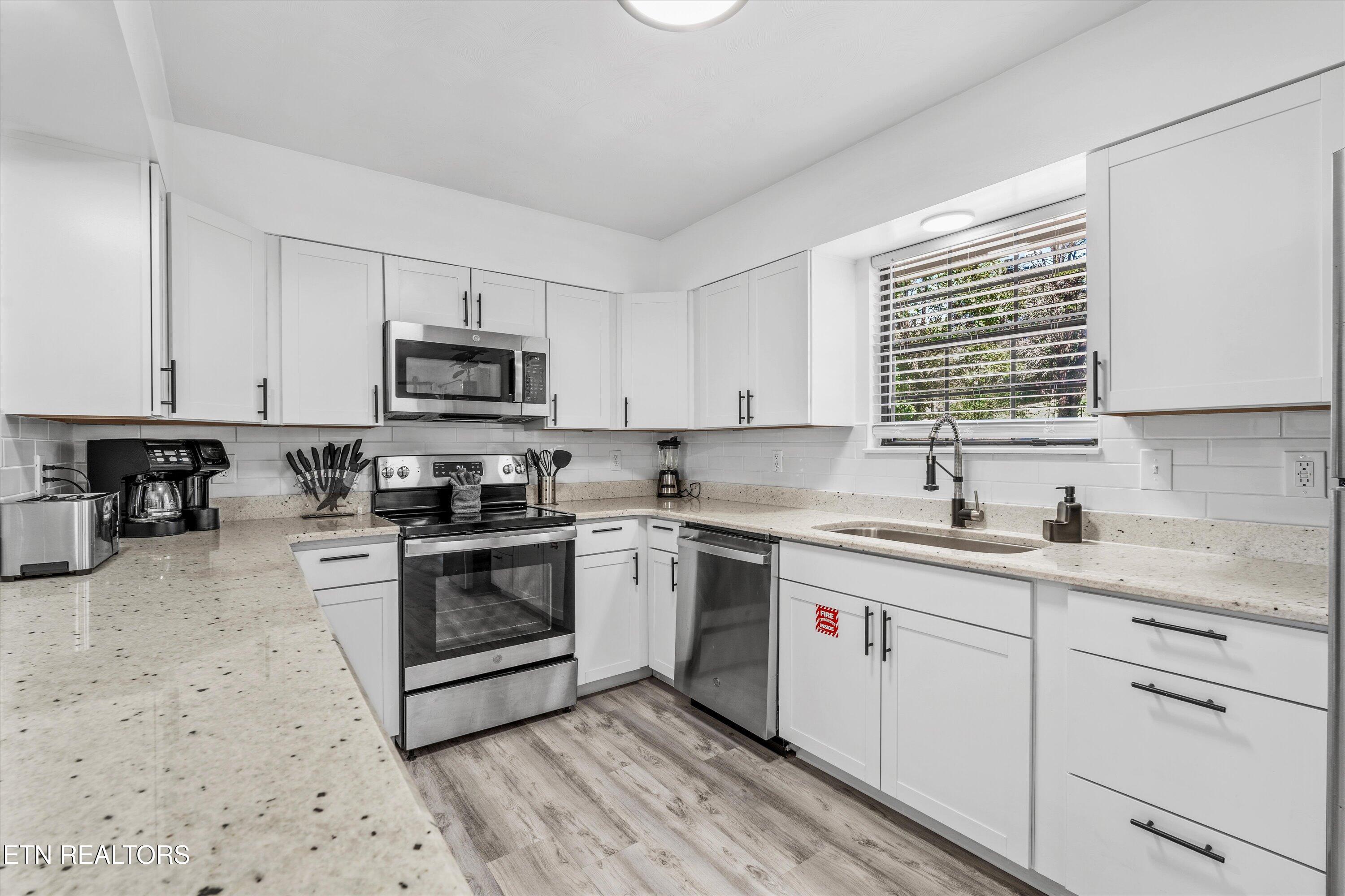 2218 Red Bank Circle, Sevierville