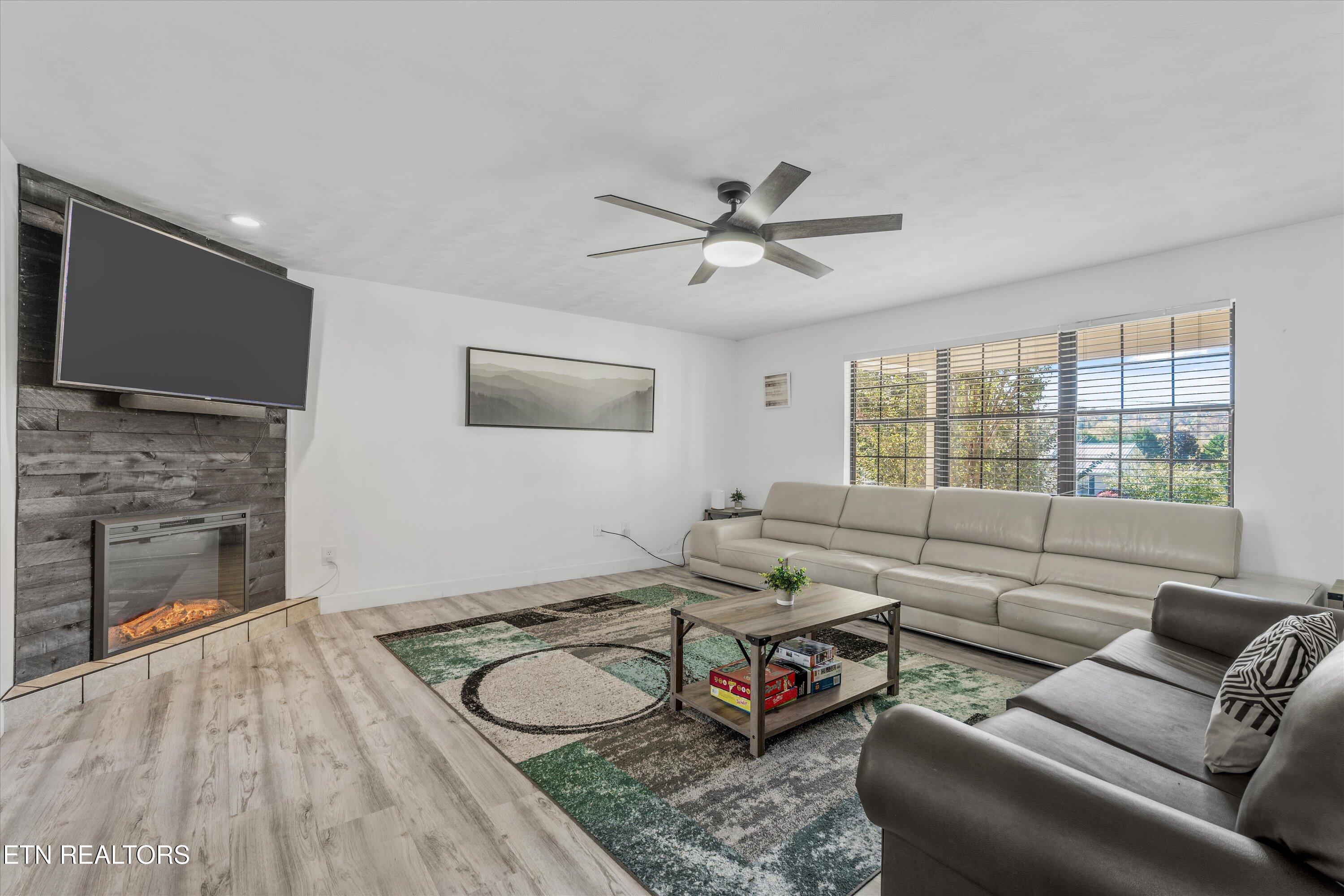 2218 Red Bank Circle, Sevierville
