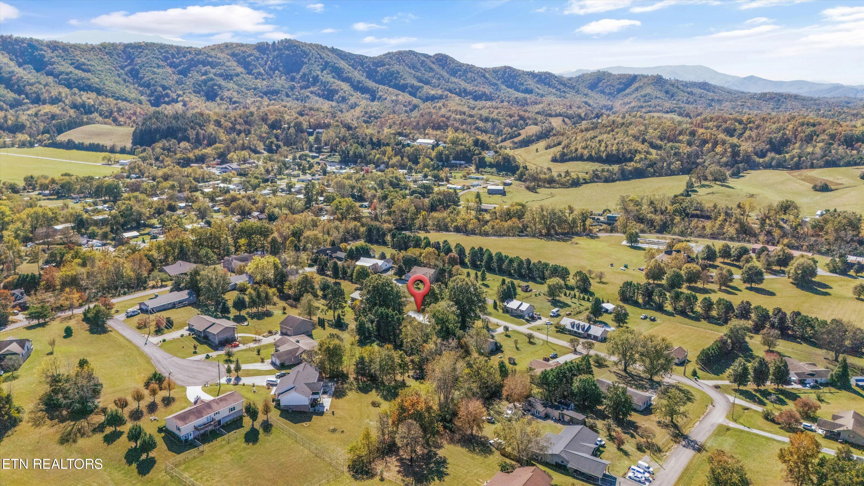 2218 Red Bank Circle, Sevierville