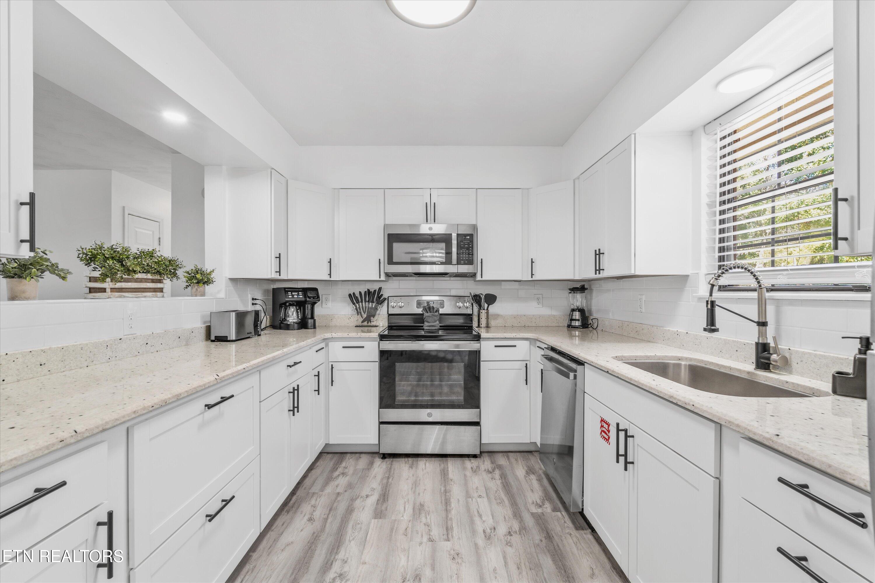 2218 Red Bank Circle, Sevierville