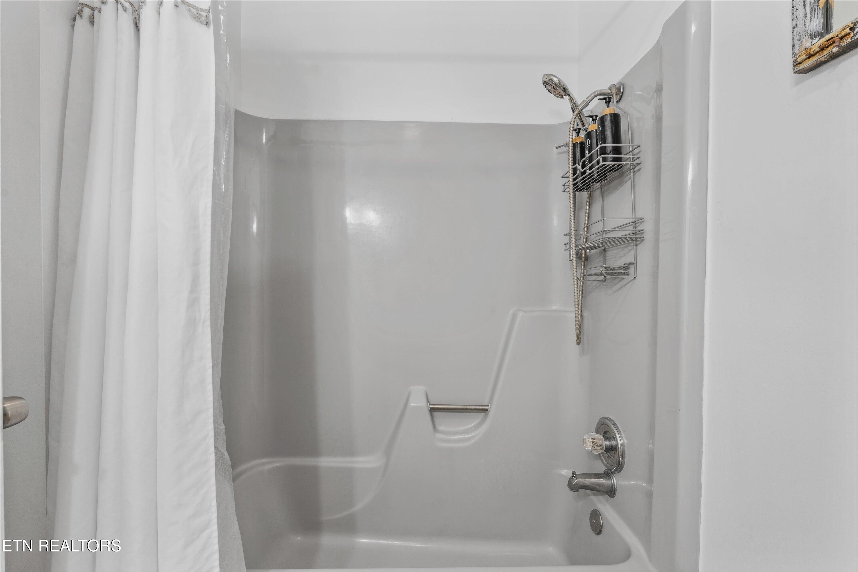2218 Red Bank Circle, Sevierville
