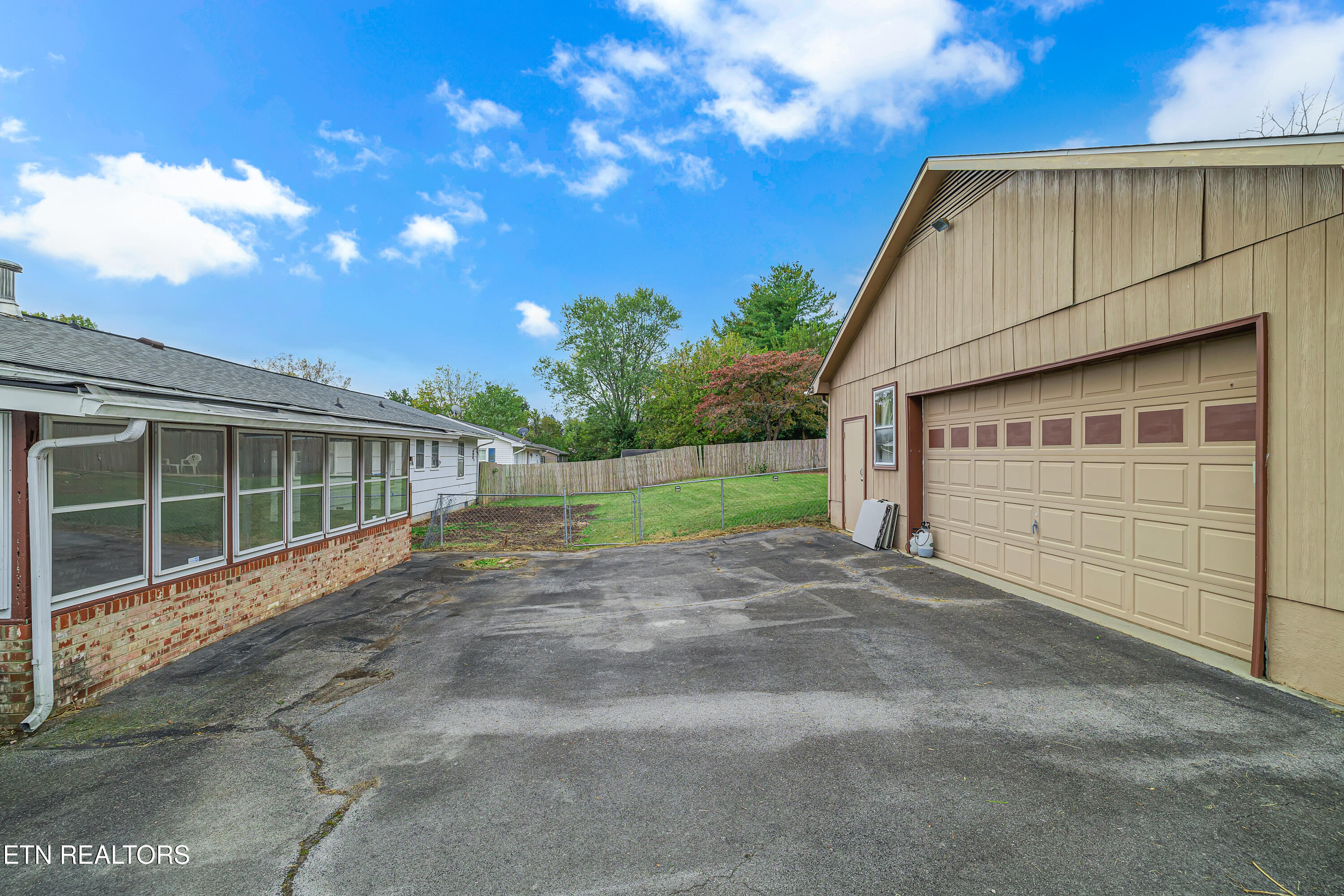 5405 Bluefield Rd, Knoxville