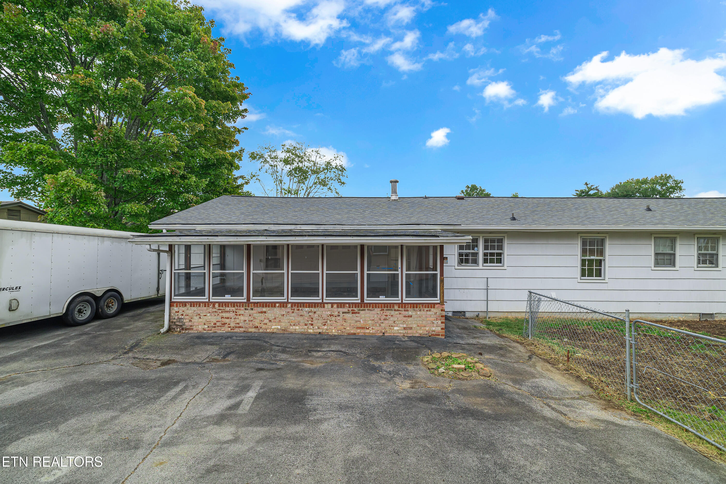 5405 Bluefield Rd, Knoxville