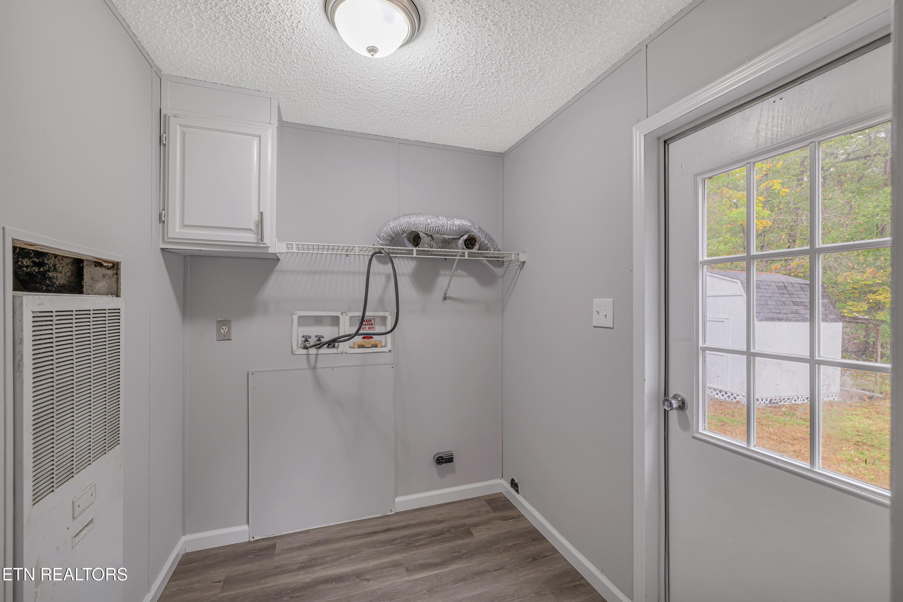 493 Randall Fugate Rd