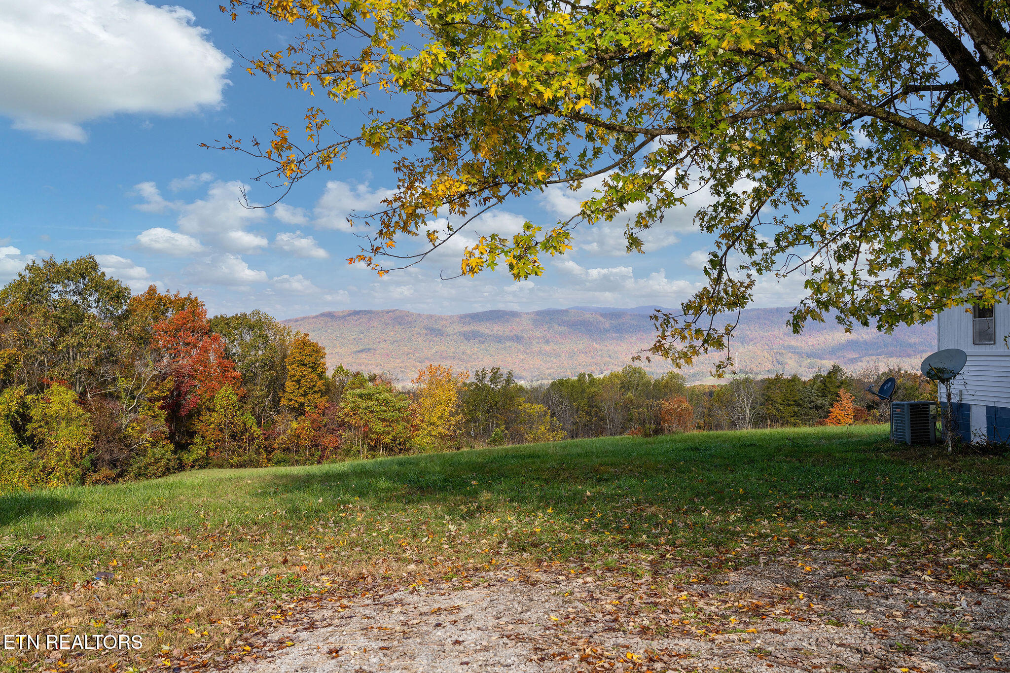 647 Dividing Ridge Rd