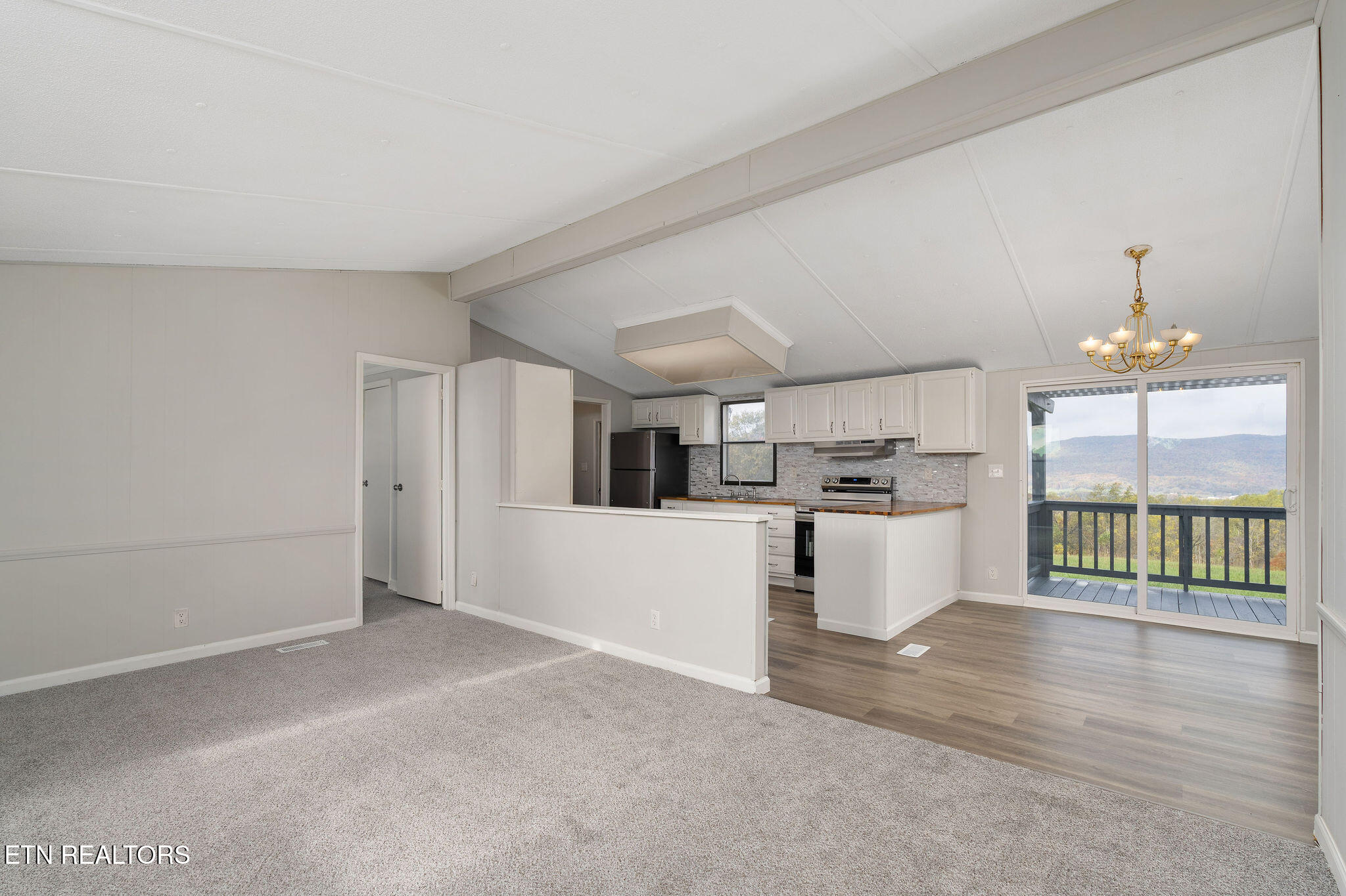 647 Dividing Ridge Rd