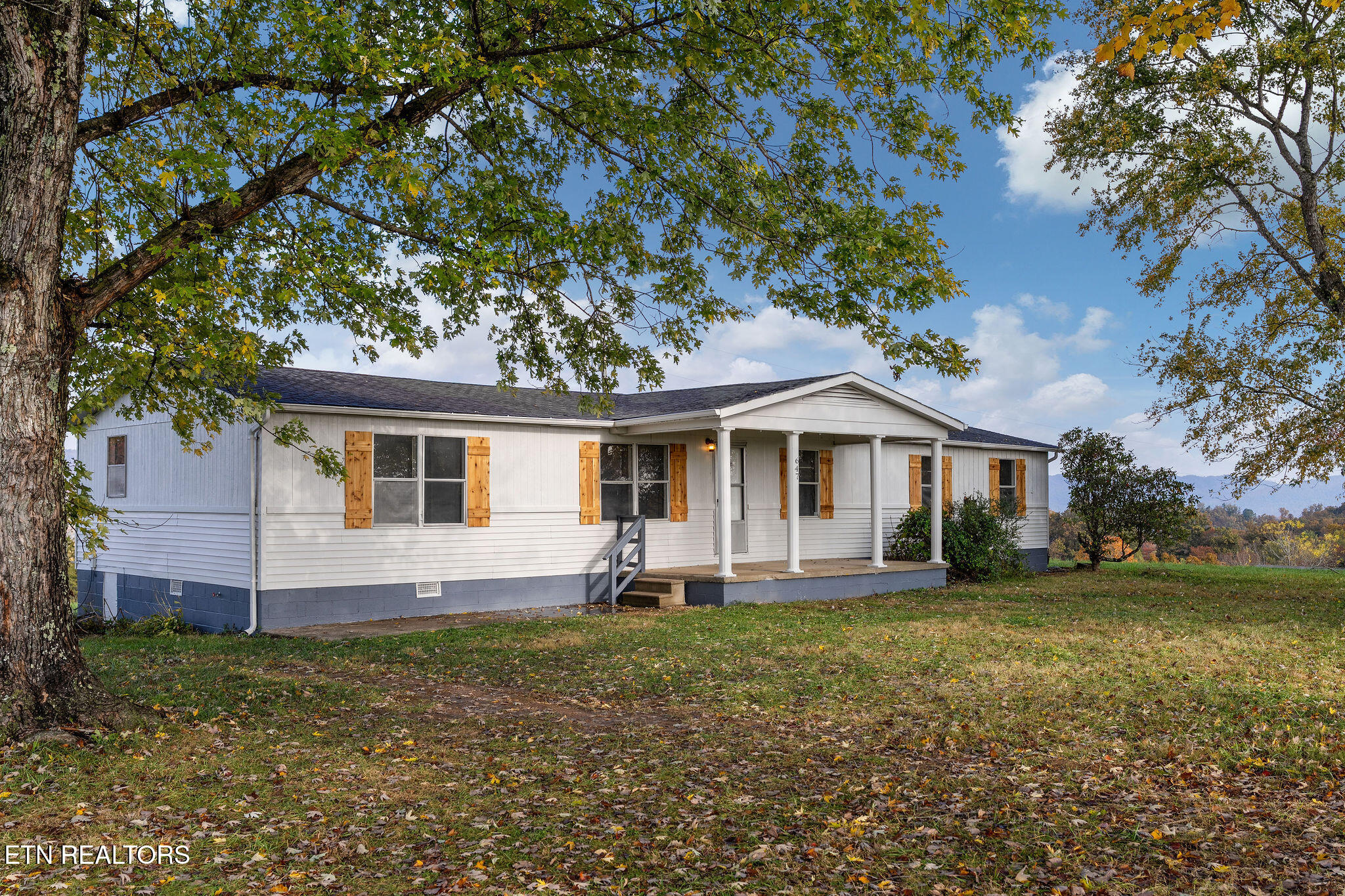 647 Dividing Ridge Rd