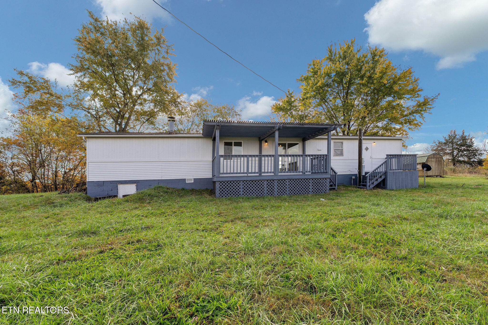 647 Dividing Ridge Rd