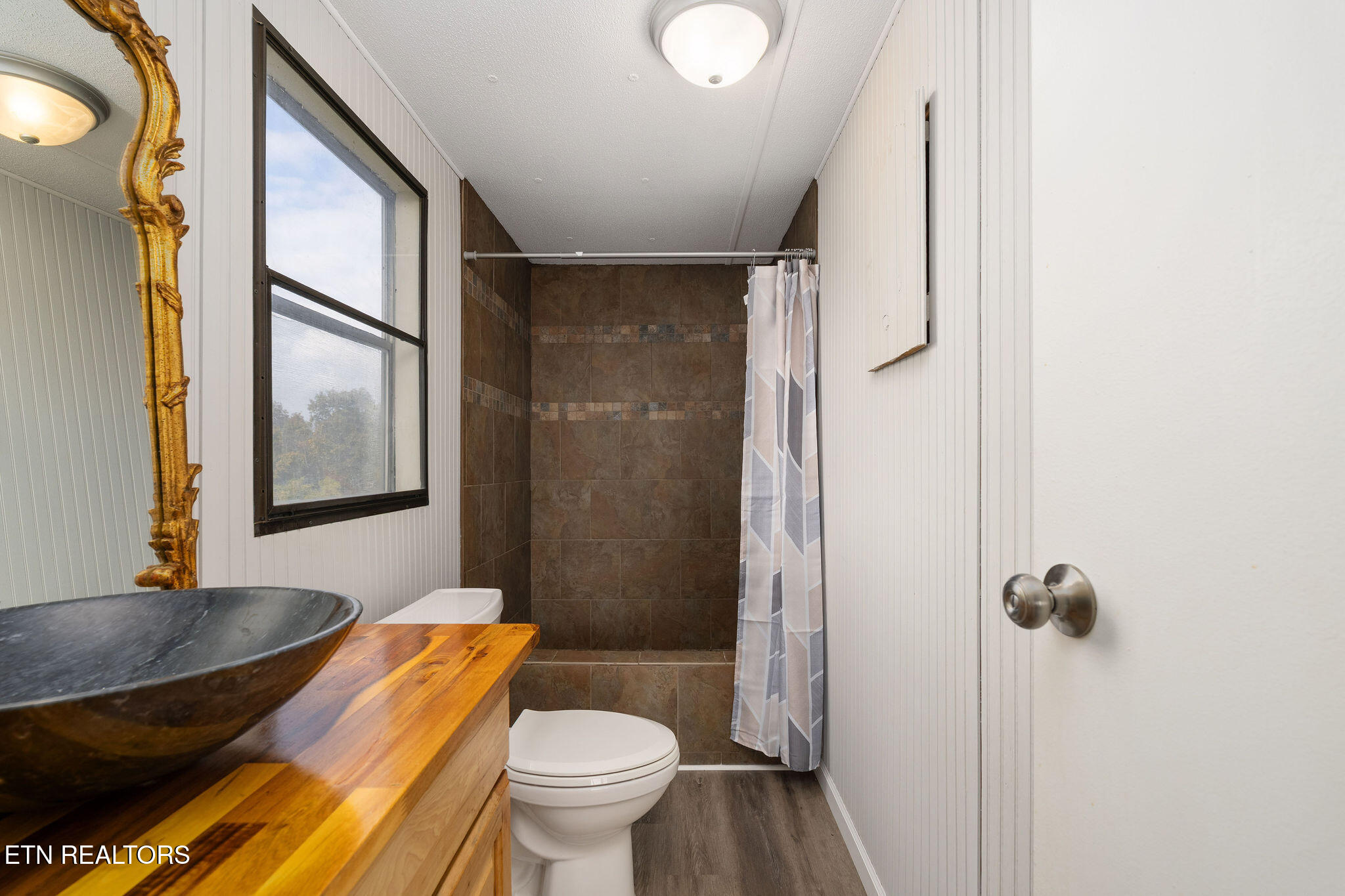 647 Dividing Ridge Rd