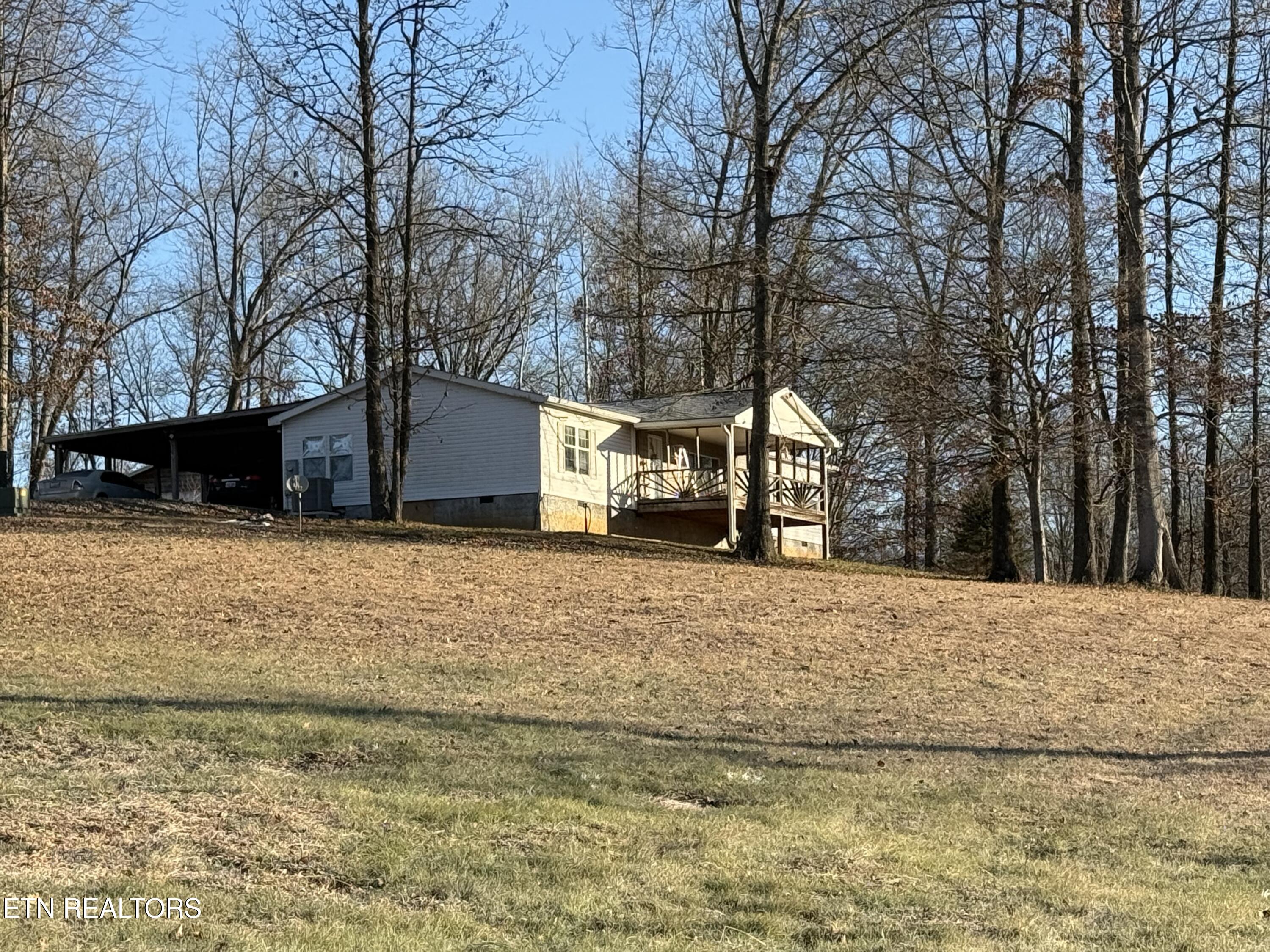 467 Russell Hill Rd