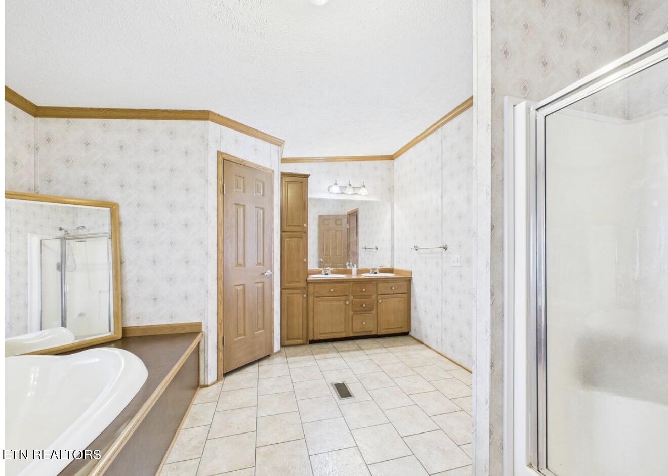 467 Russell Hill Rd