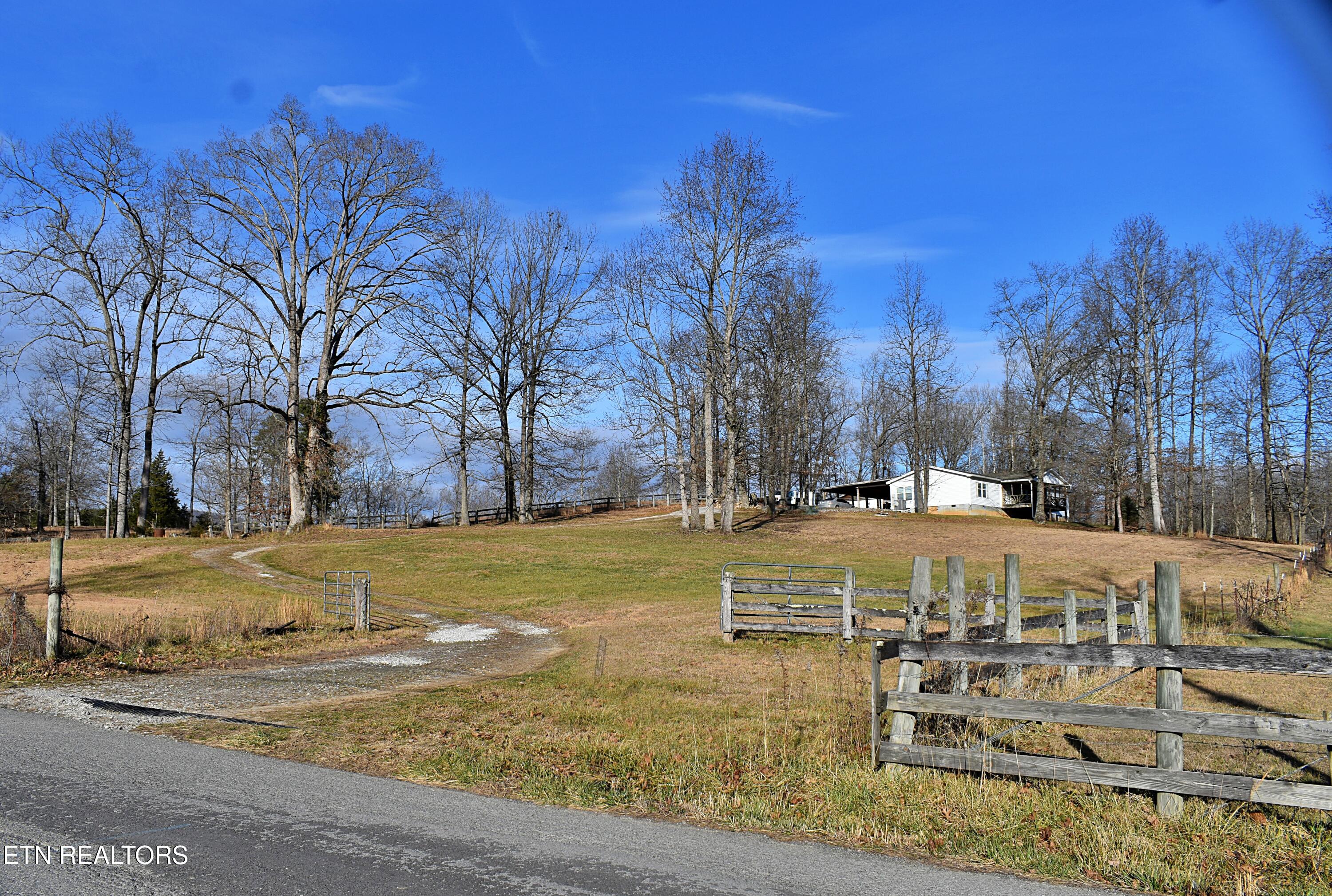 467 Russell Hill Rd