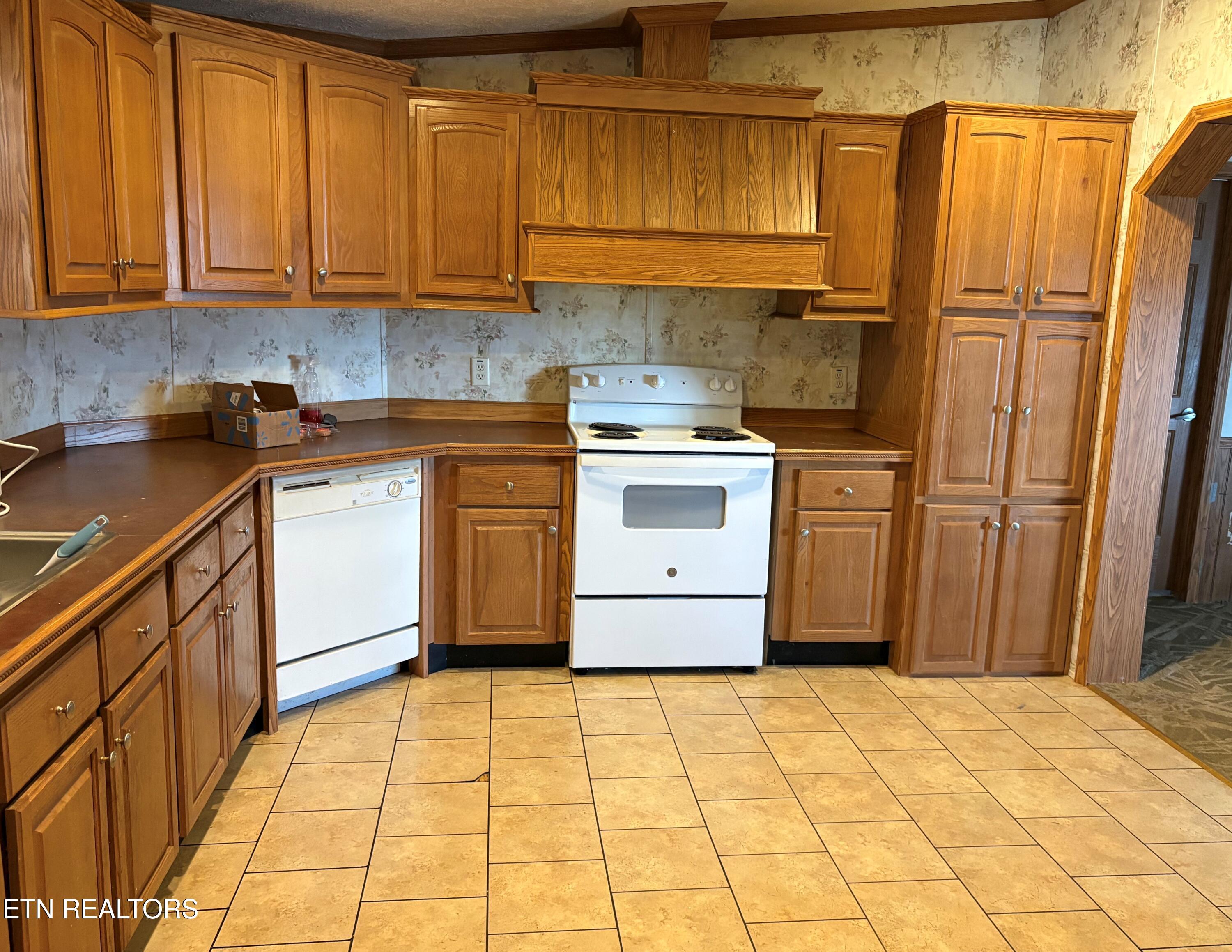467 Russell Hill Rd