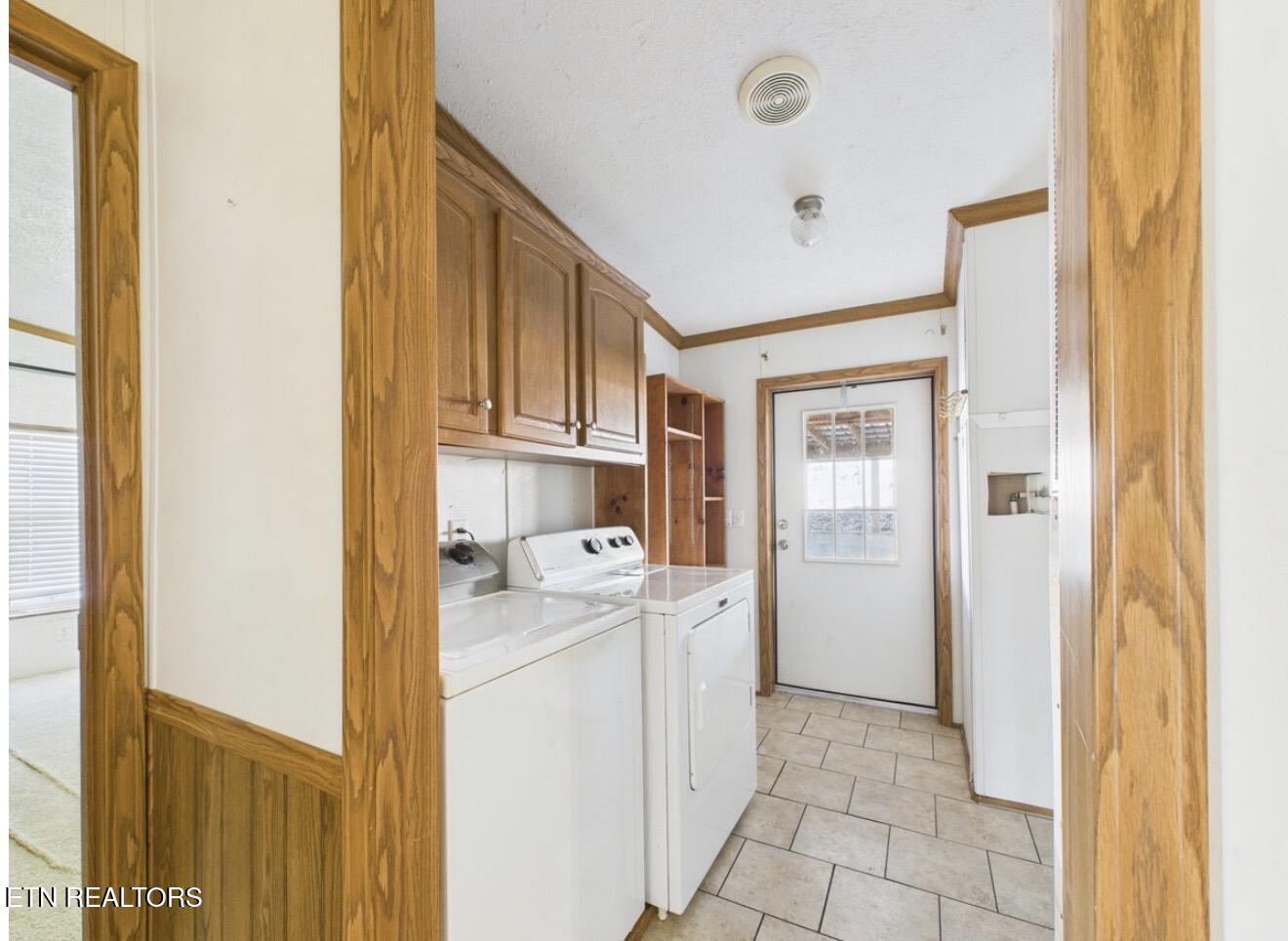 467 Russell Hill Rd