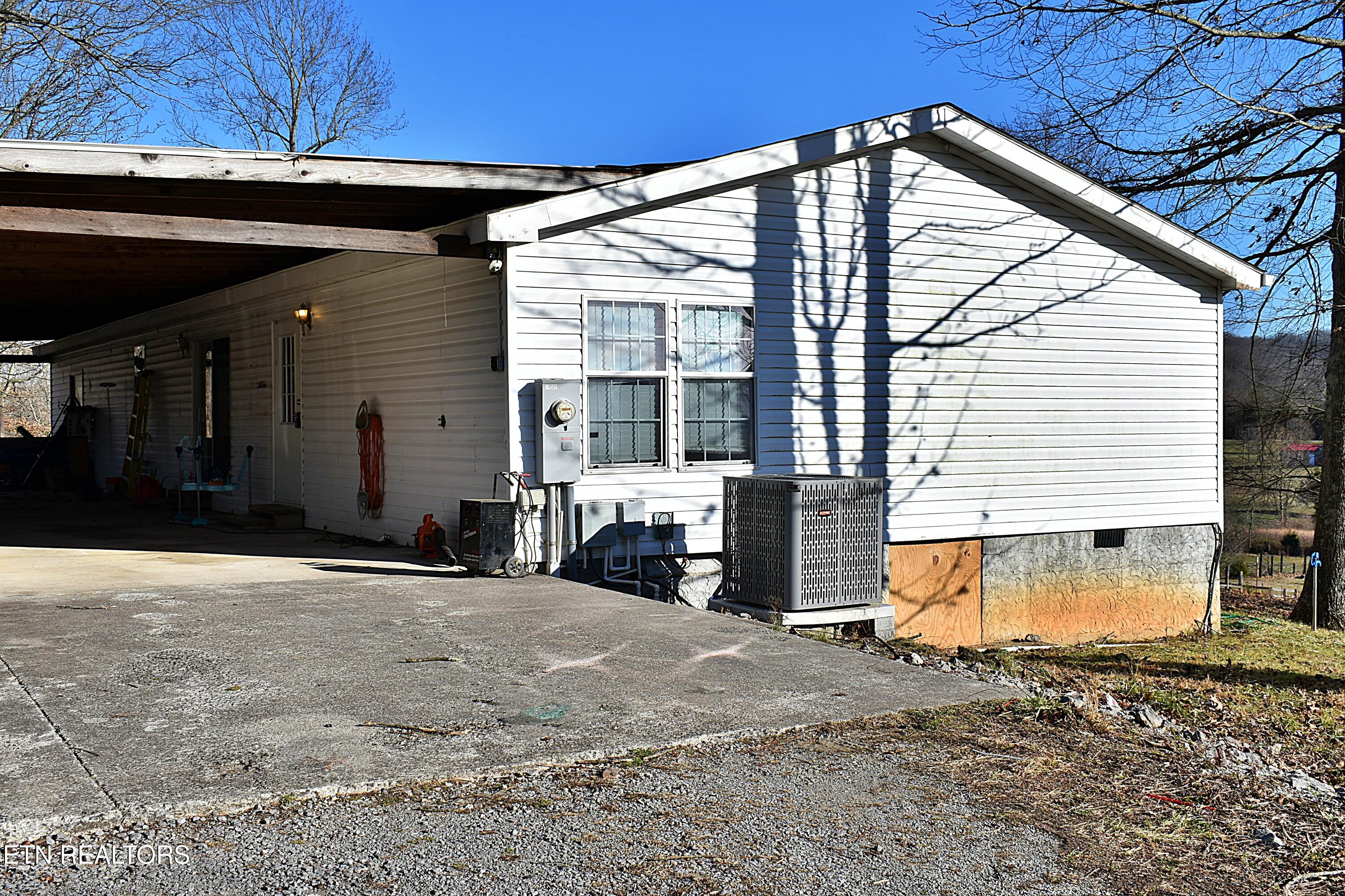 467 Russell Hill Rd