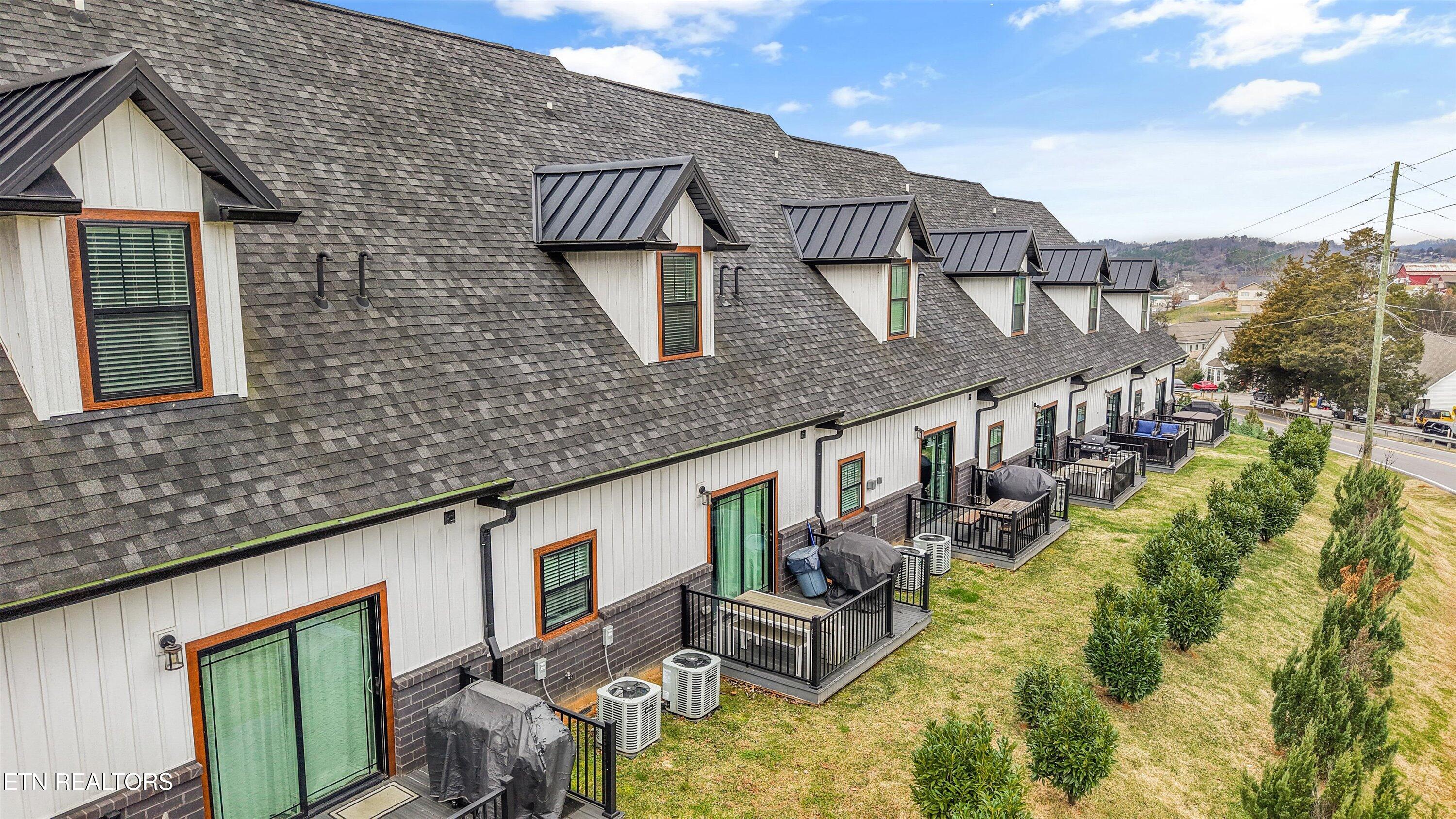 418 Fleeta Williams Way