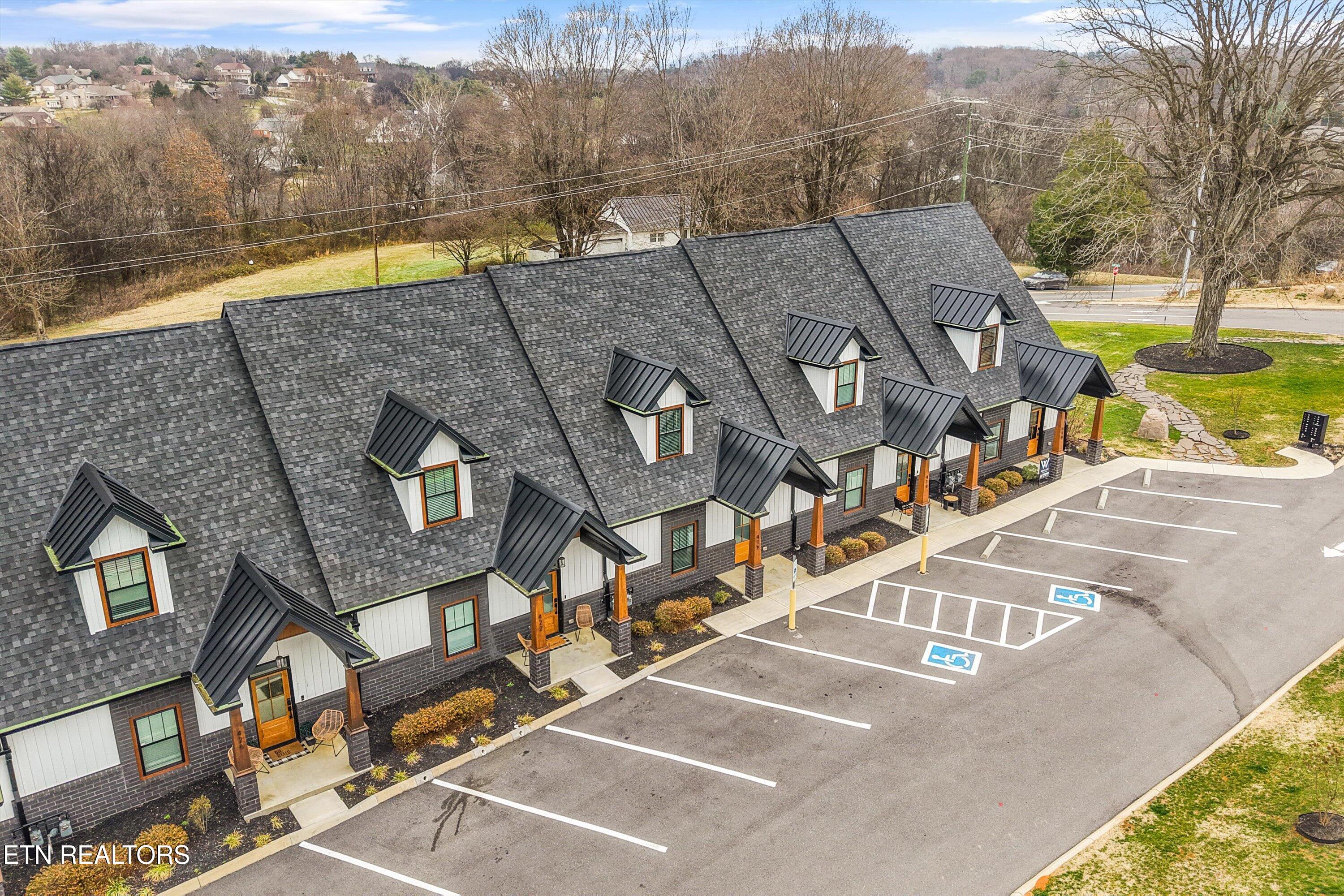 418 Fleeta Williams Way