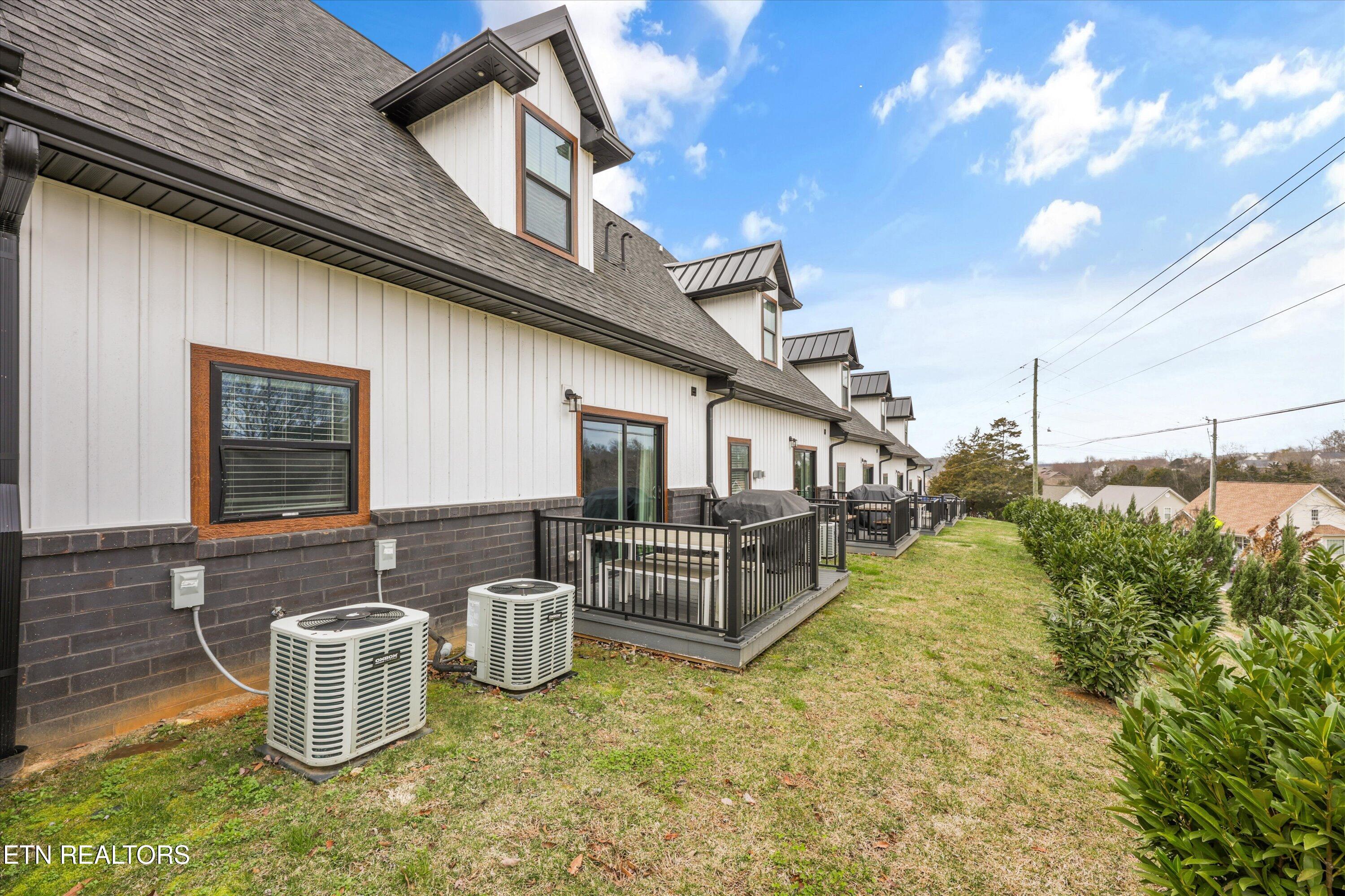 418 Fleeta Williams Way