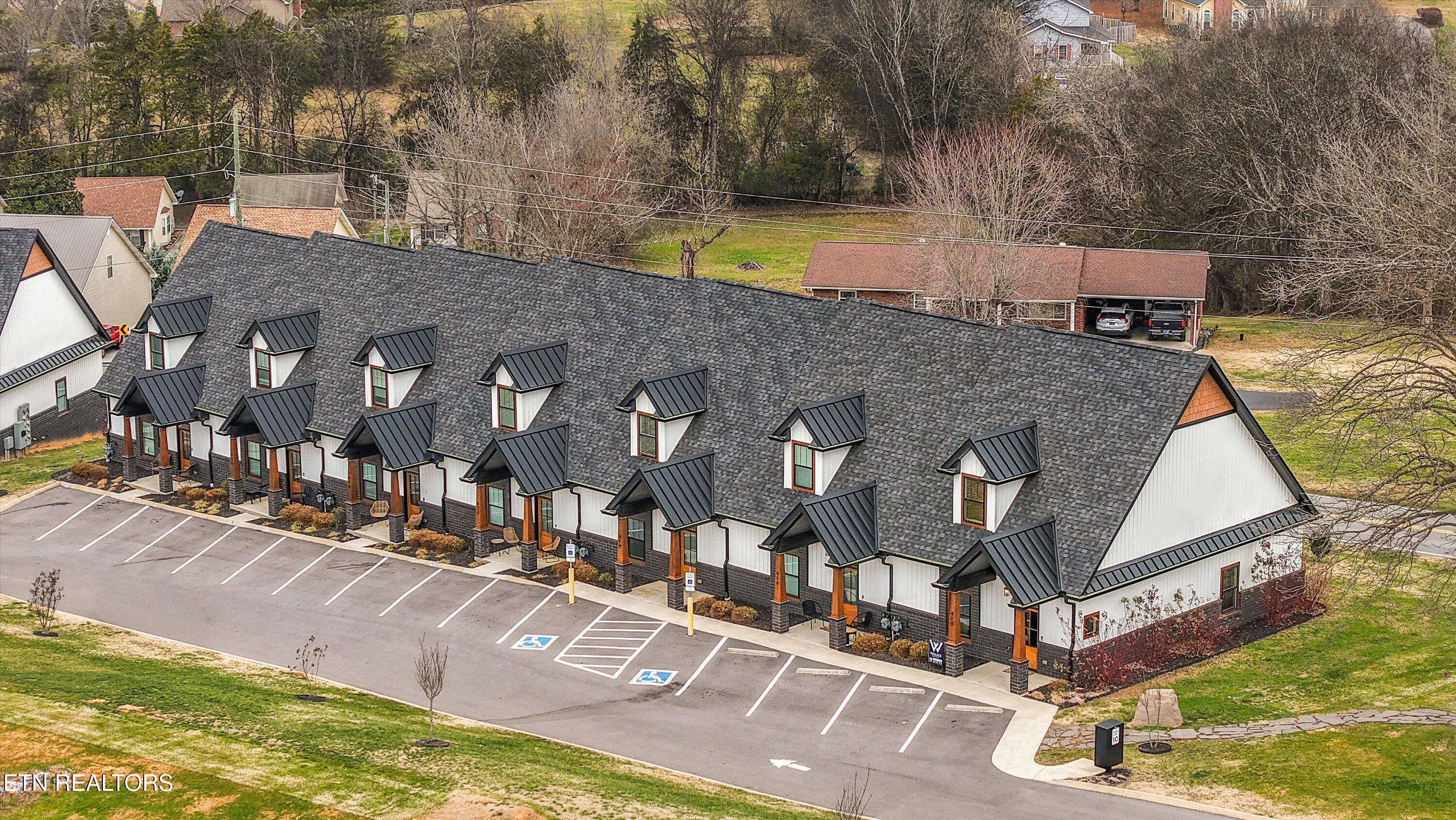 418 Fleeta Williams Way