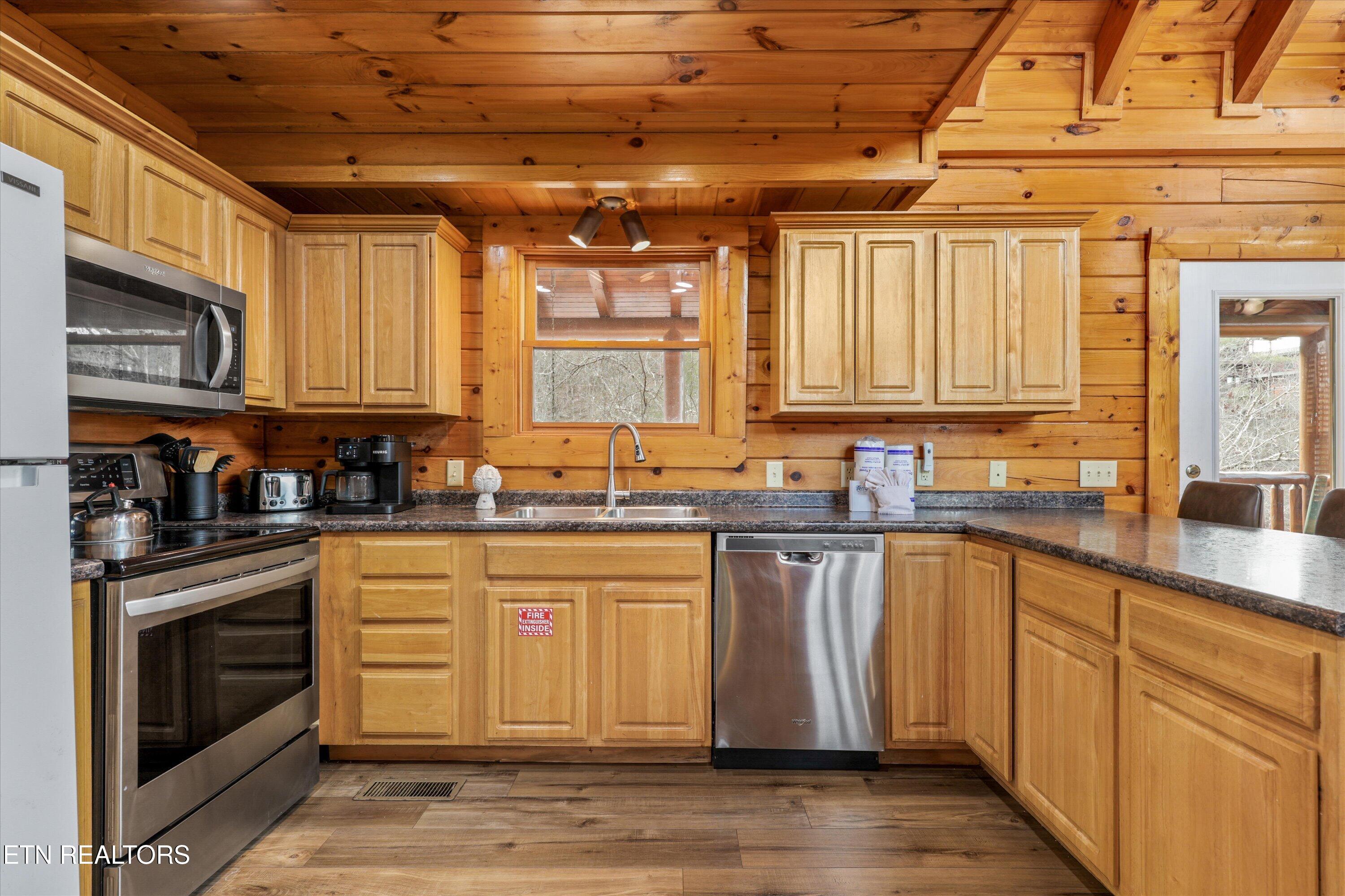2012 Bear Creek Way