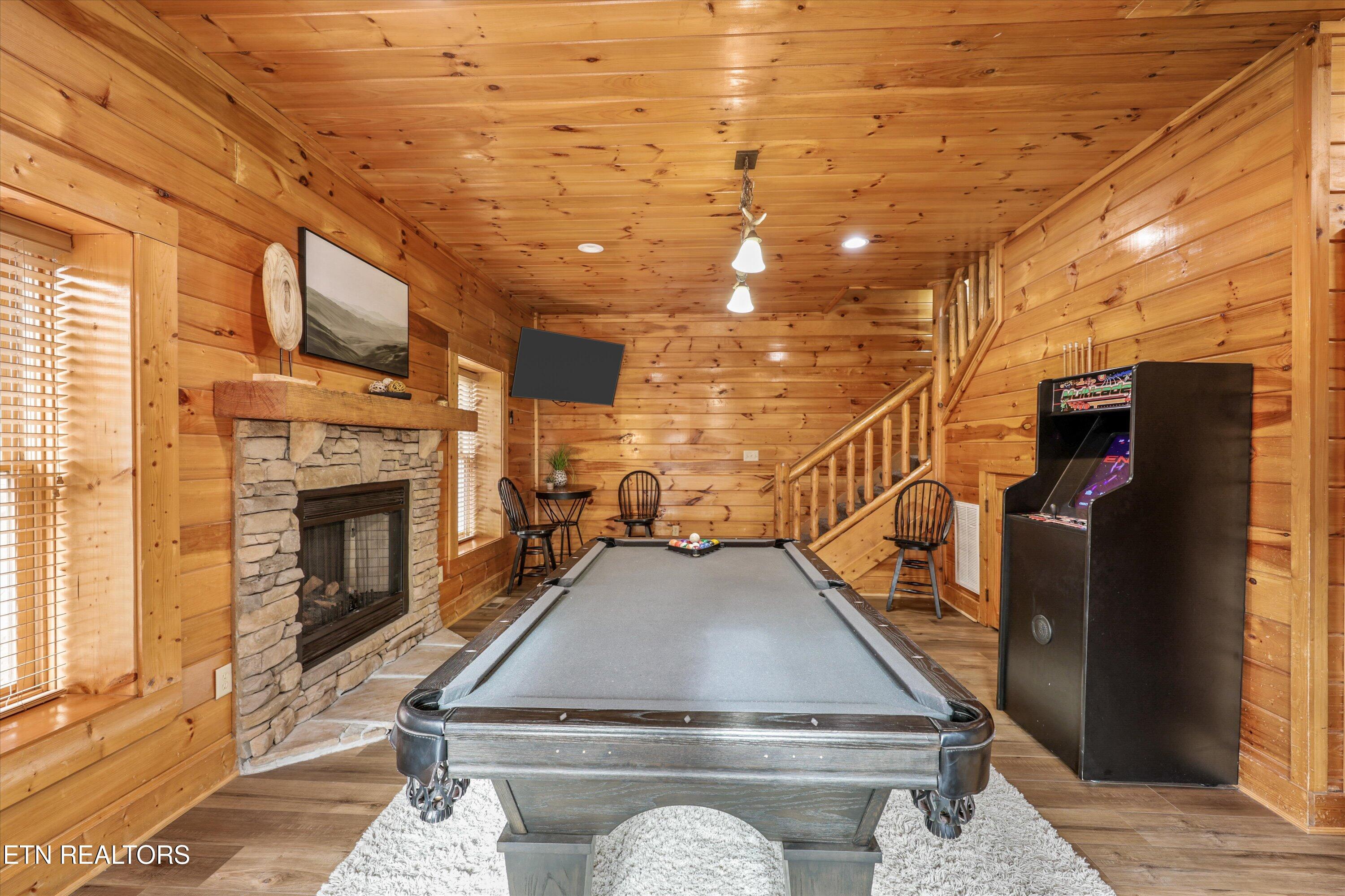 2012 Bear Creek Way