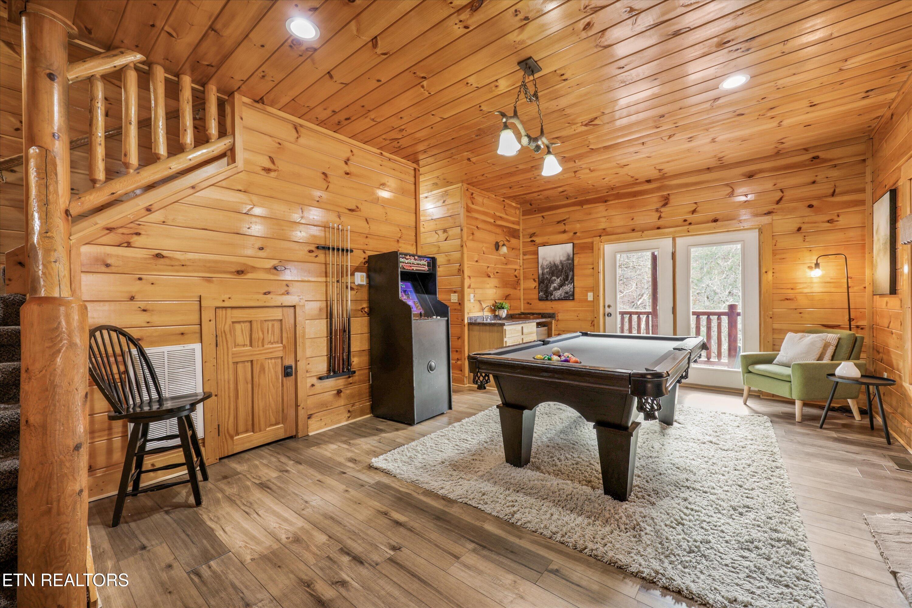 2012 Bear Creek Way