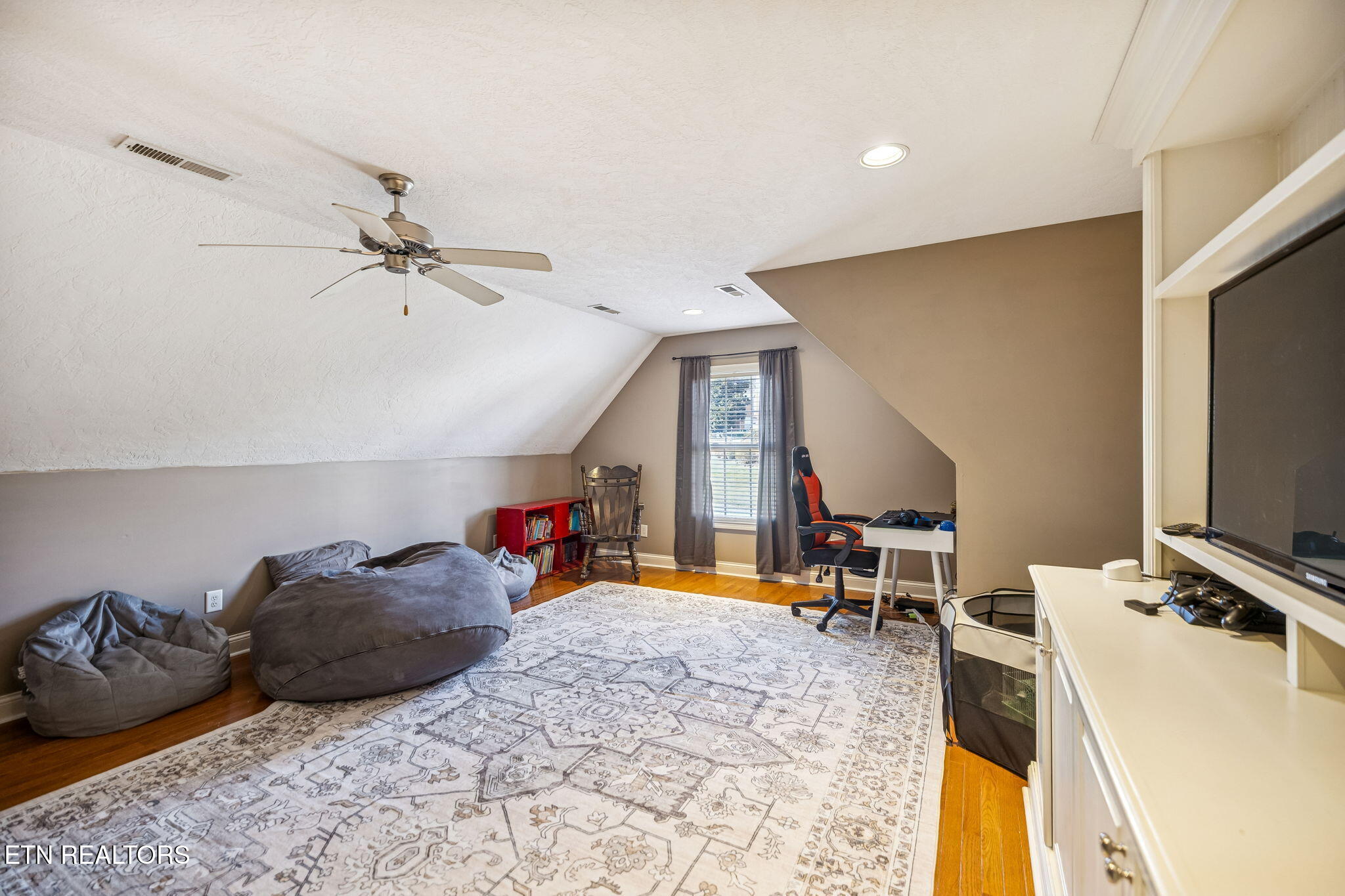 10417 Almanac Lane