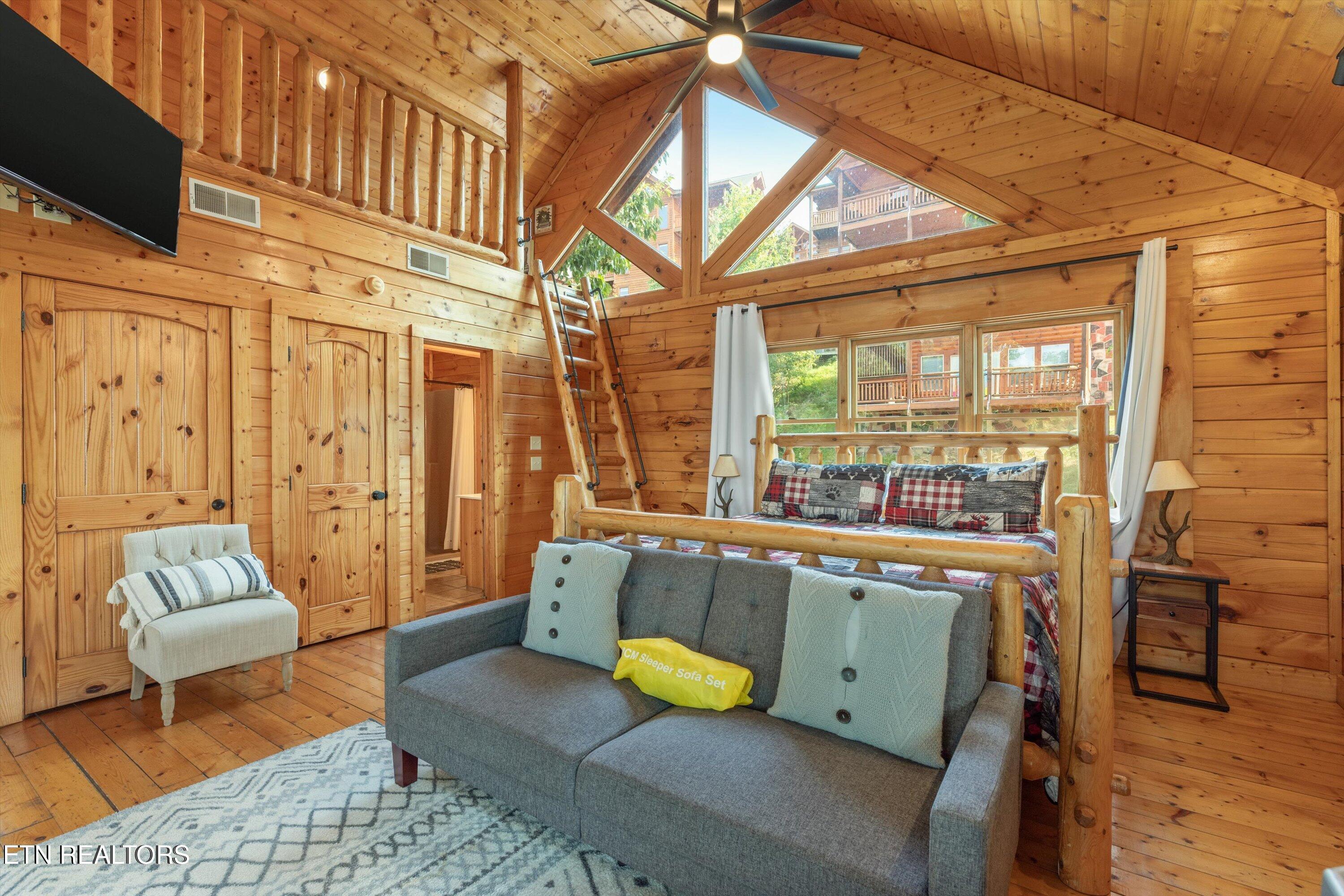 1109 Autumn Path Way