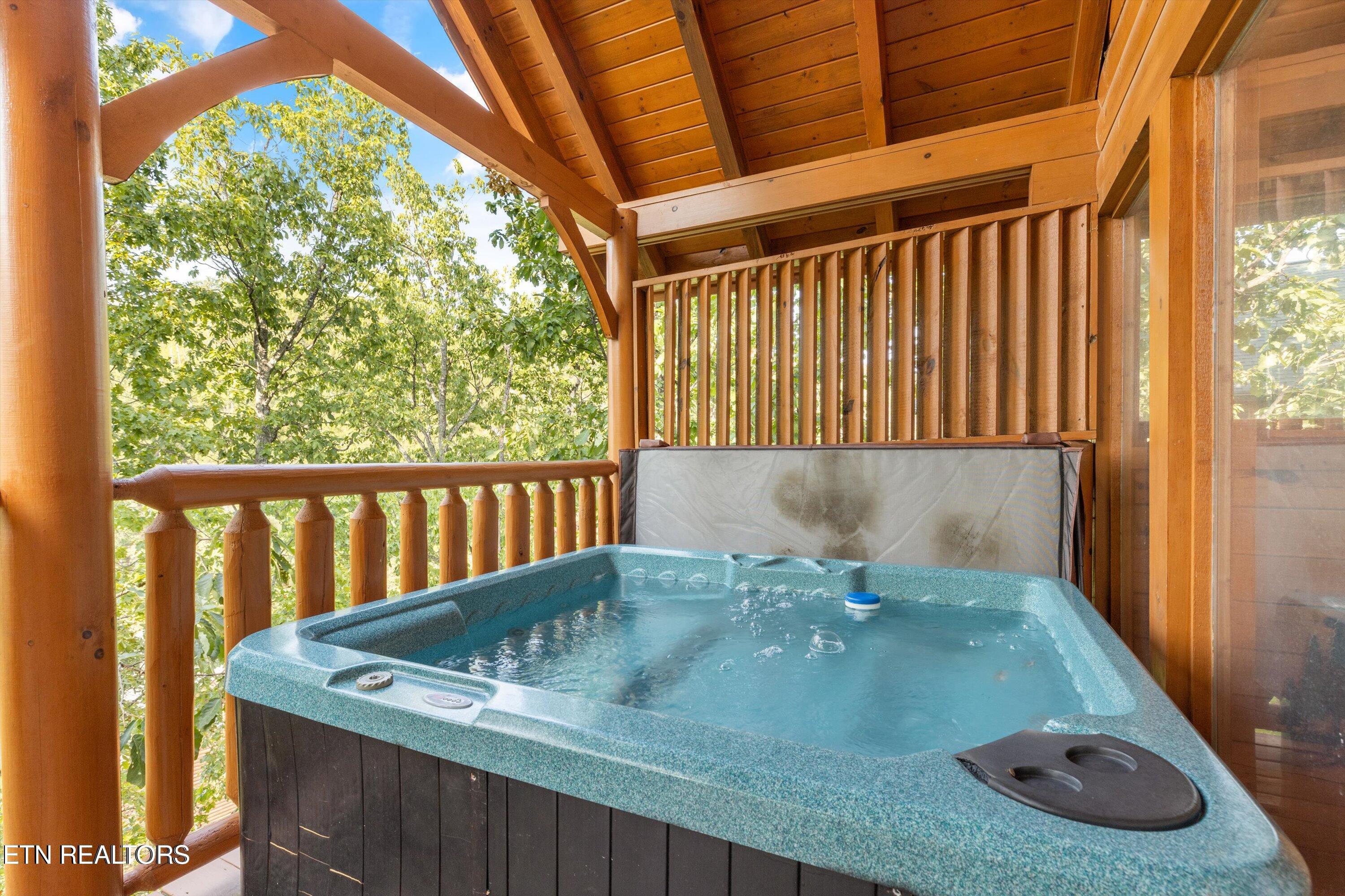 1109 Autumn Path Way