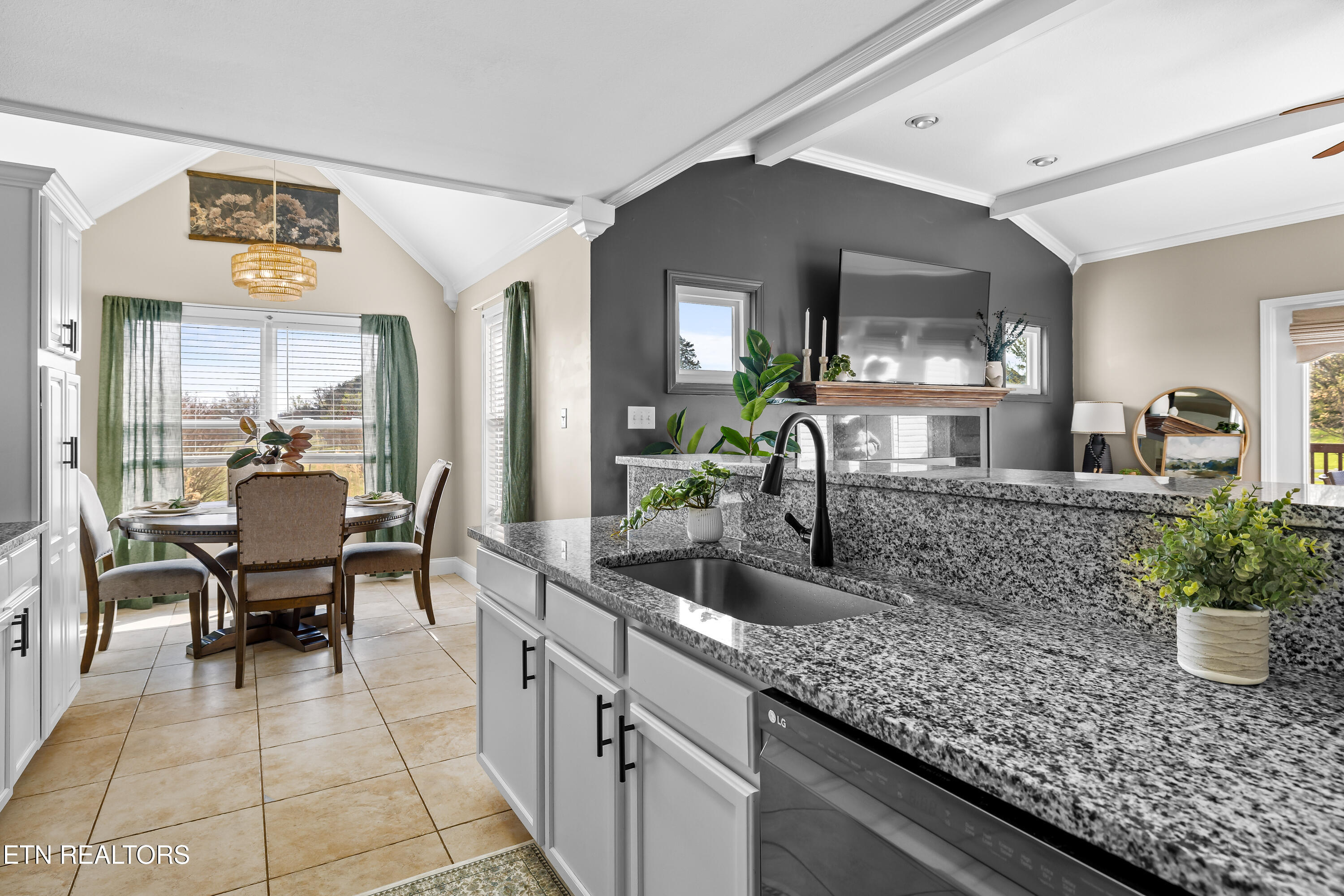 5110 Eagle Crossing Drive
