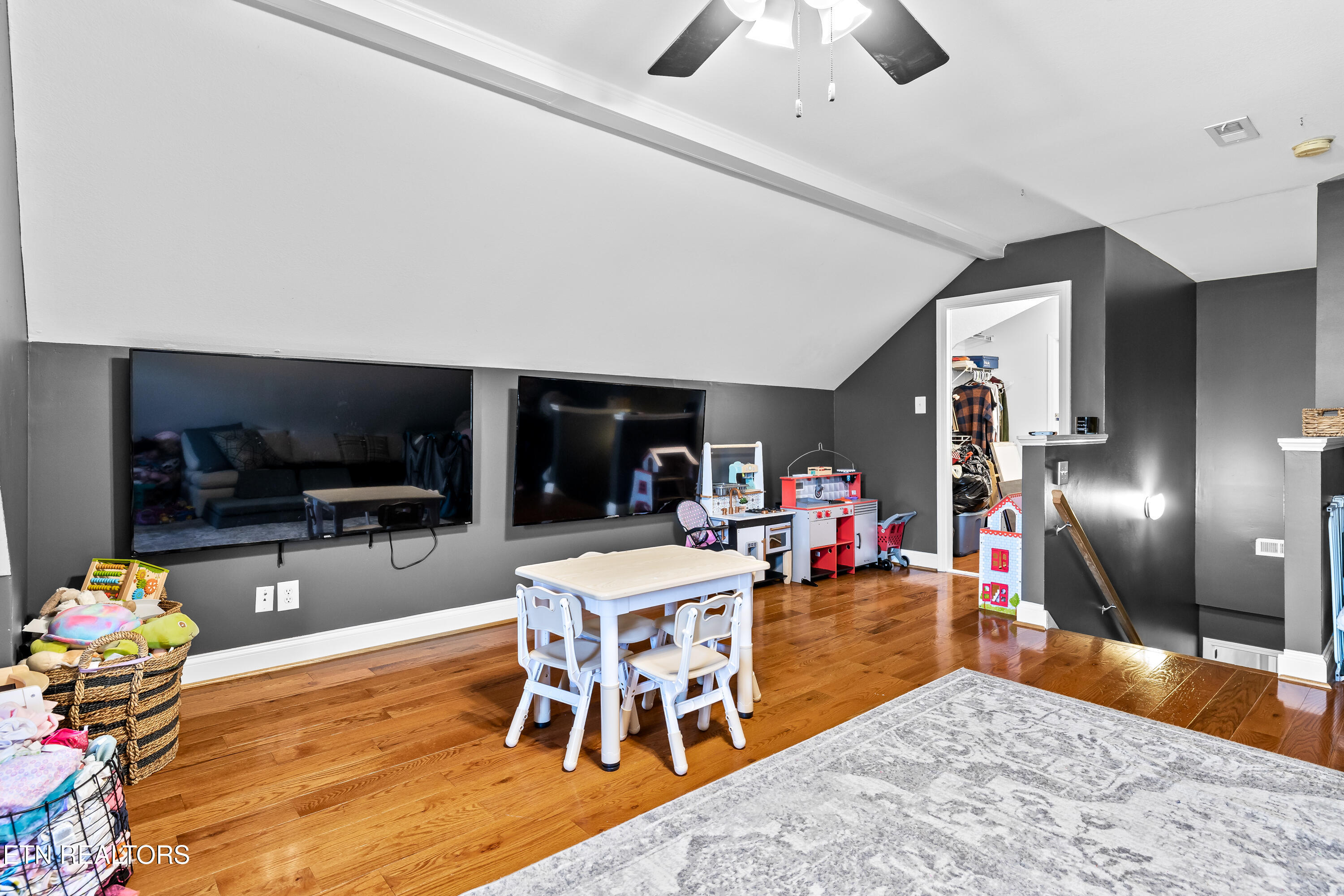 5110 Eagle Crossing Drive