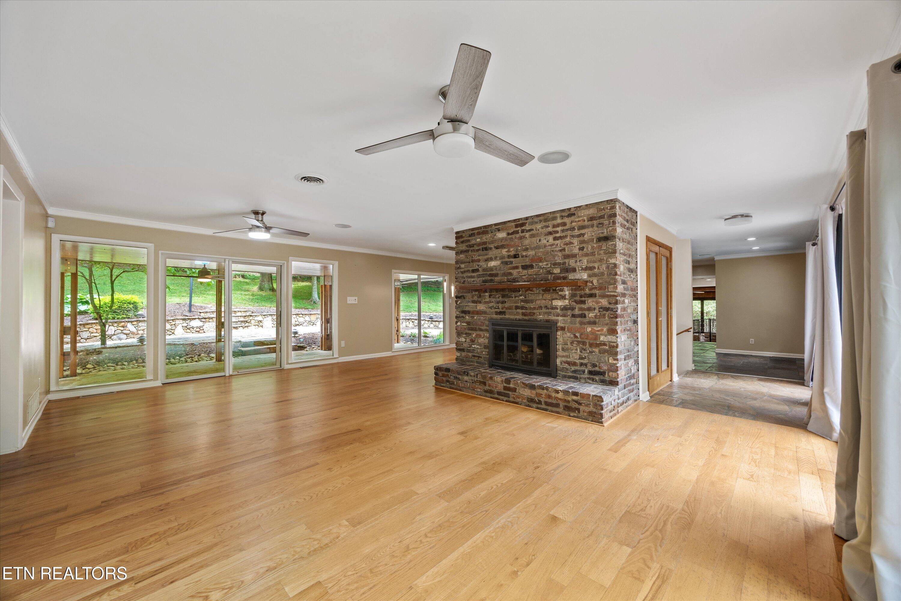 3521 Montlake Drive