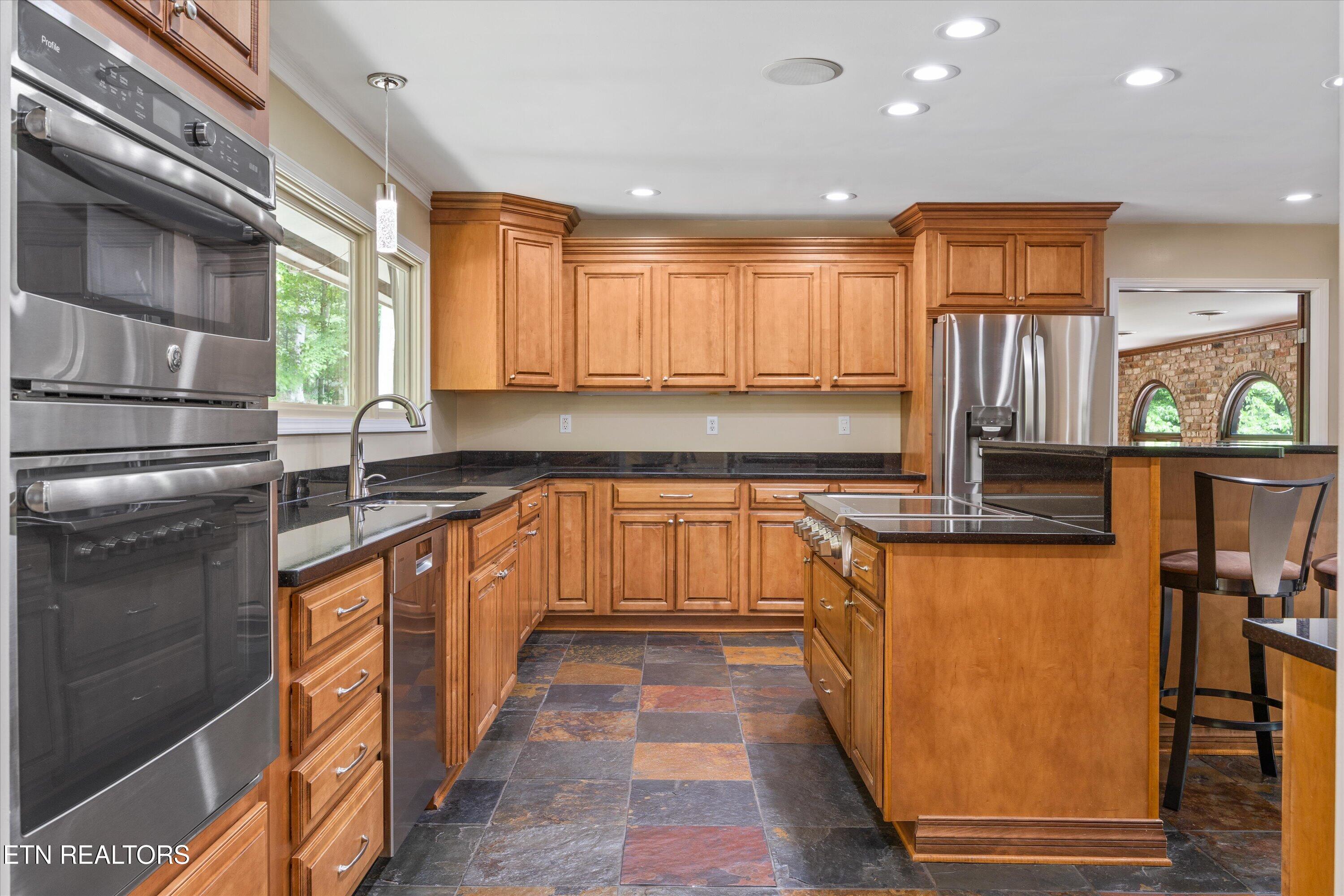 3521 Montlake Drive