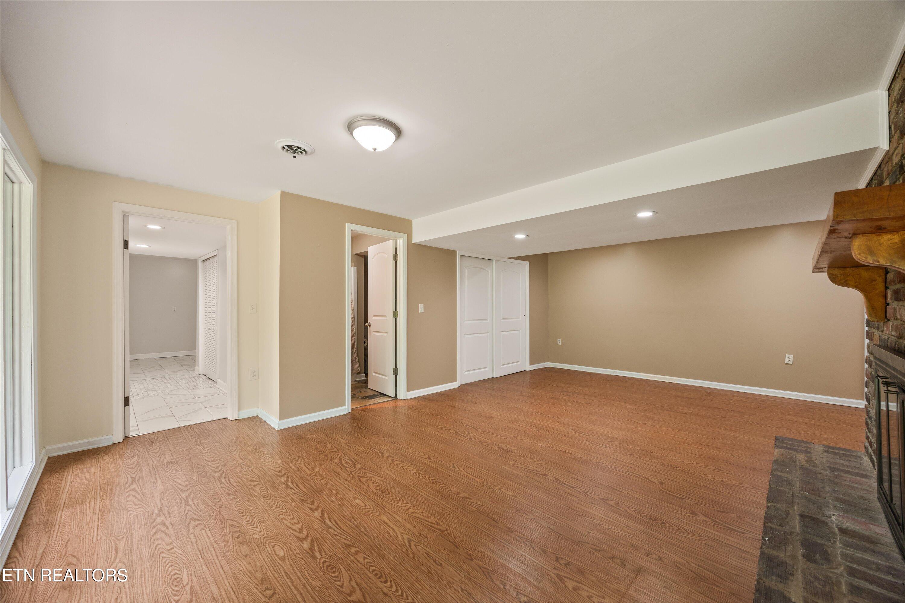 3521 Montlake Drive
