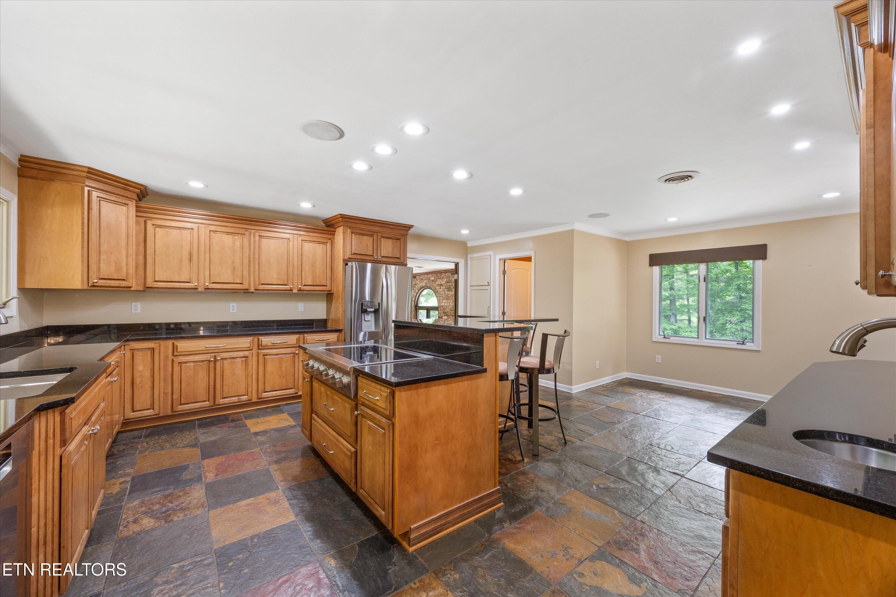 3521 Montlake Drive