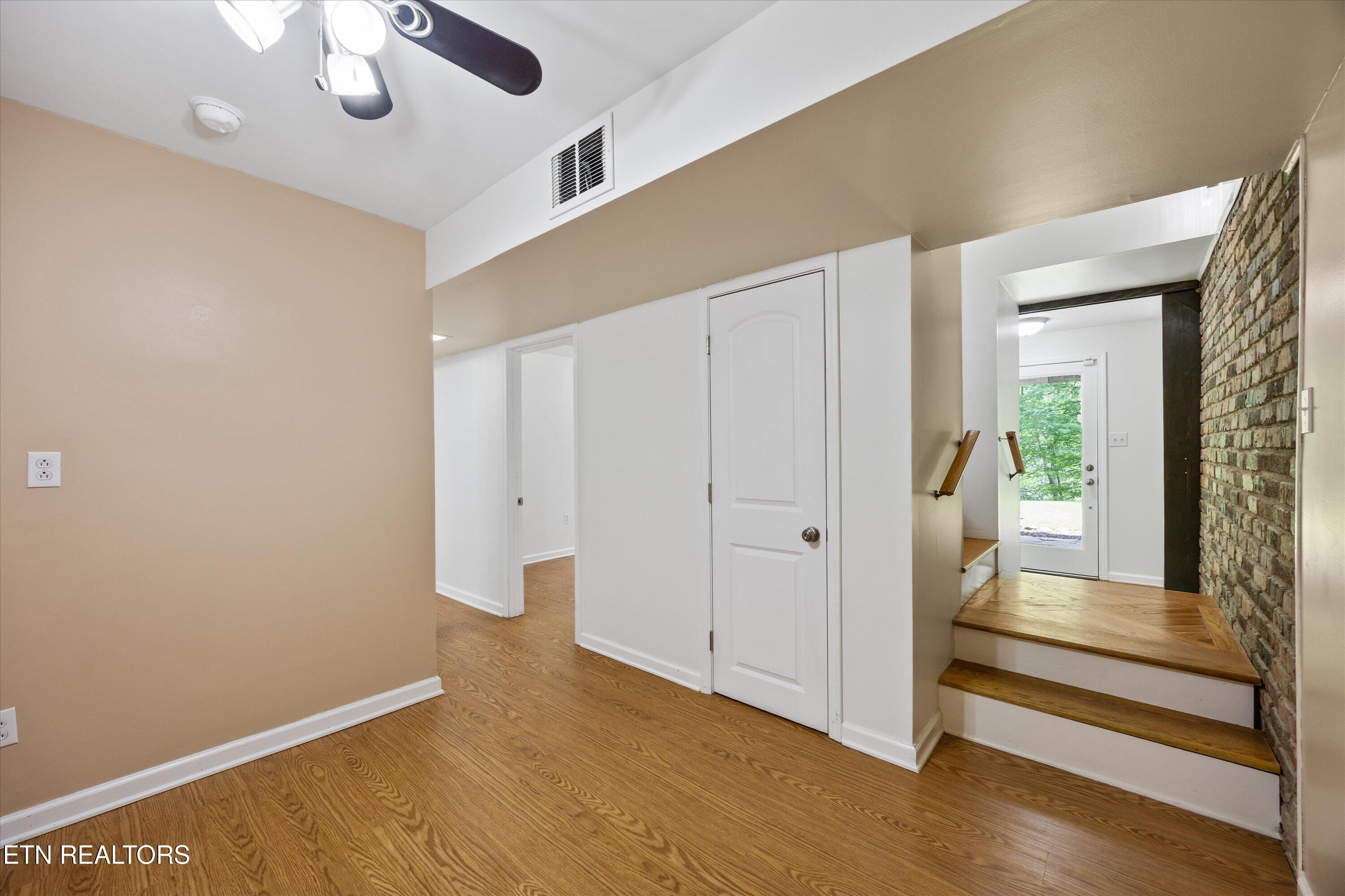3521 Montlake Drive
