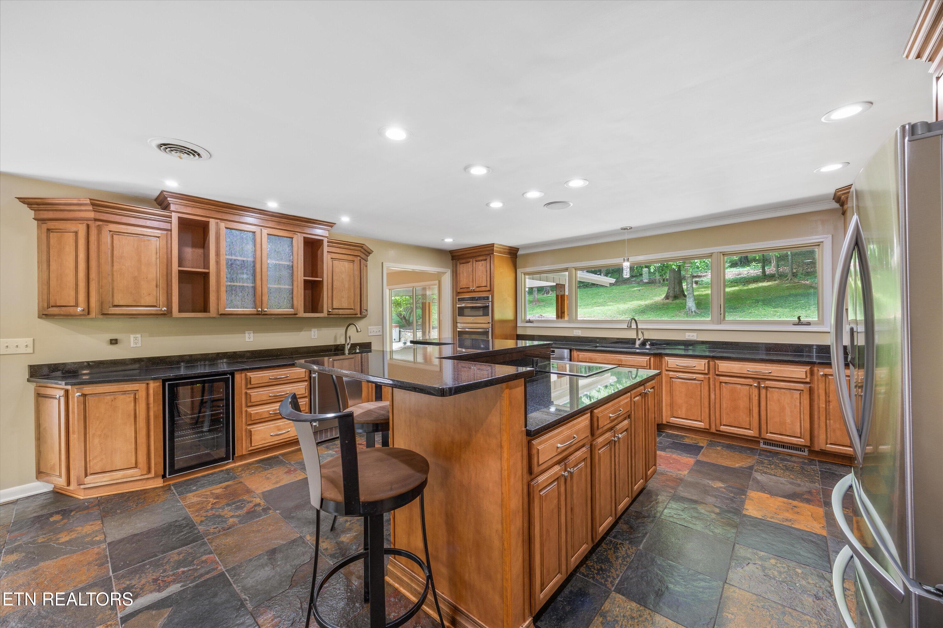 3521 Montlake Drive