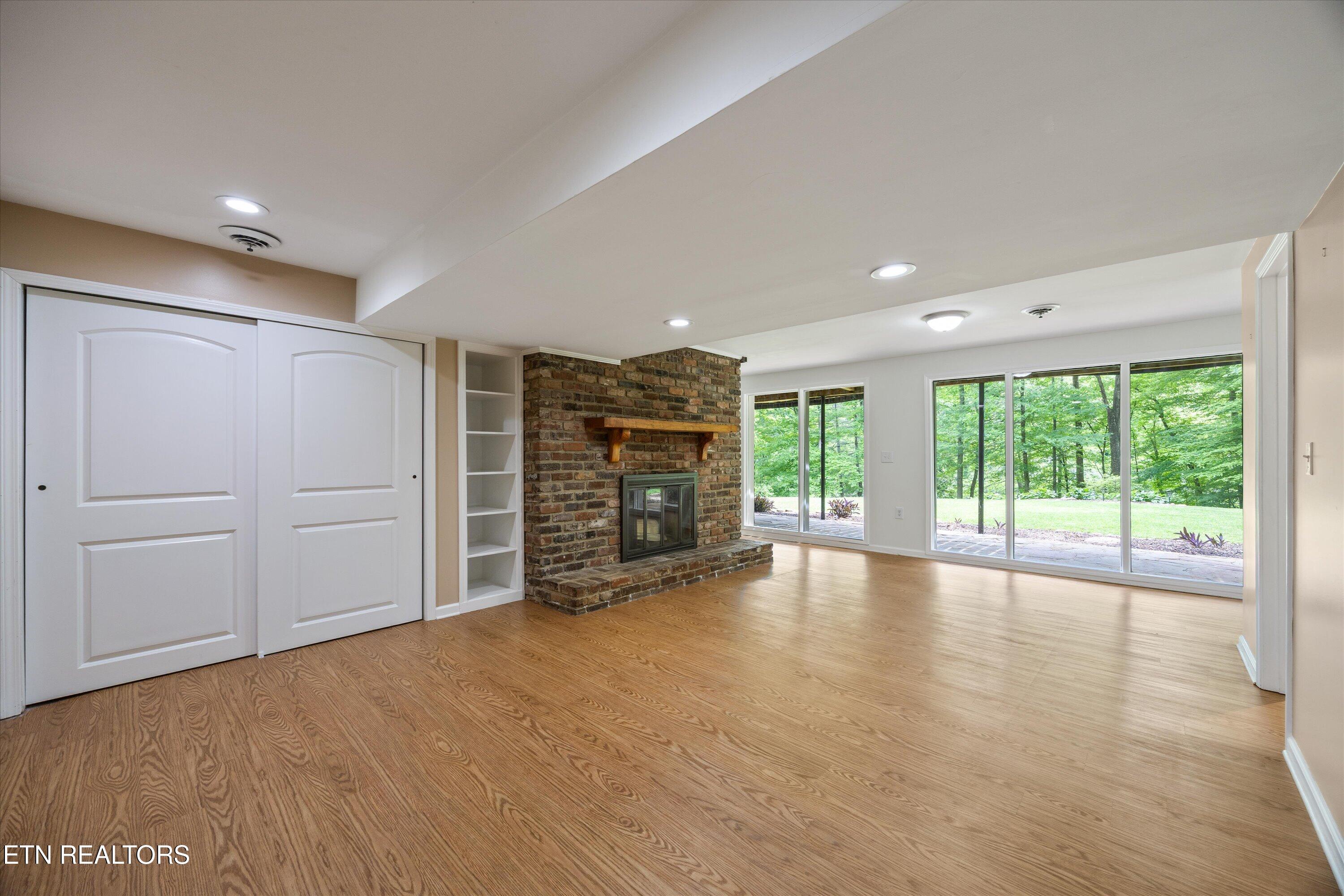 3521 Montlake Drive