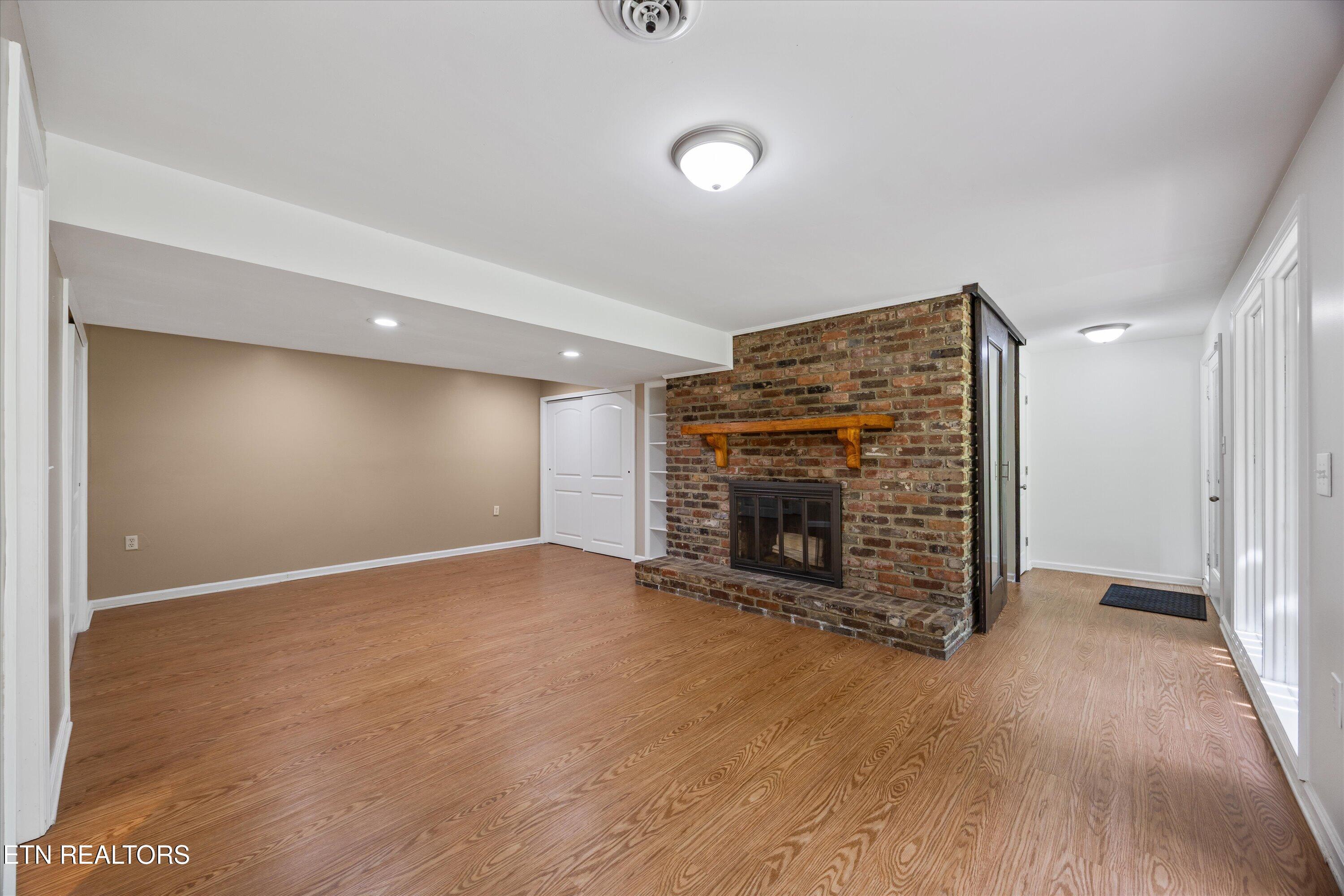 3521 Montlake Drive