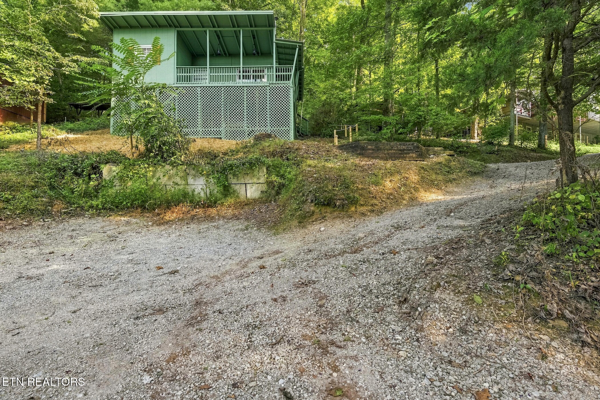 154 White Oak Lane