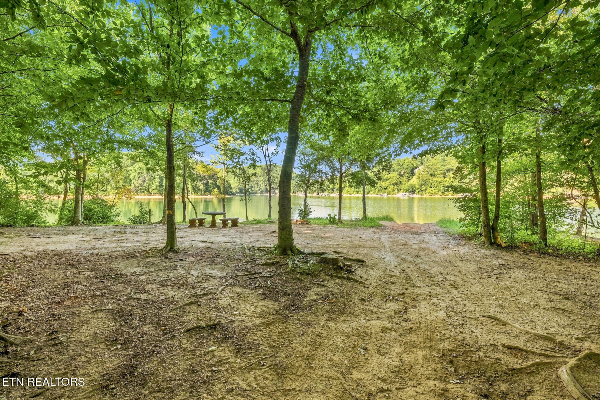 154 White Oak Lane