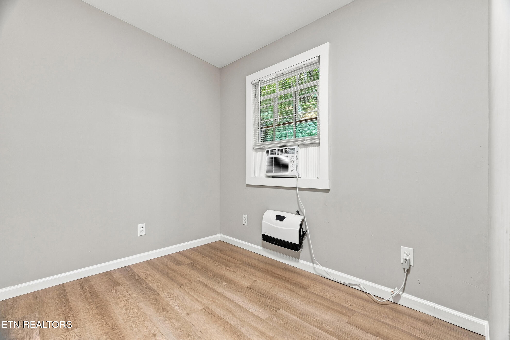 154 White Oak Lane