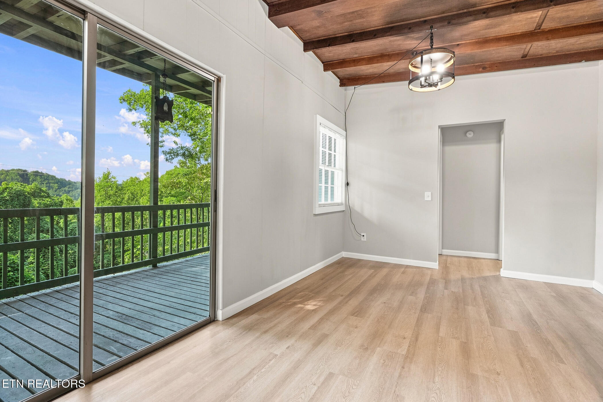 154 White Oak Lane