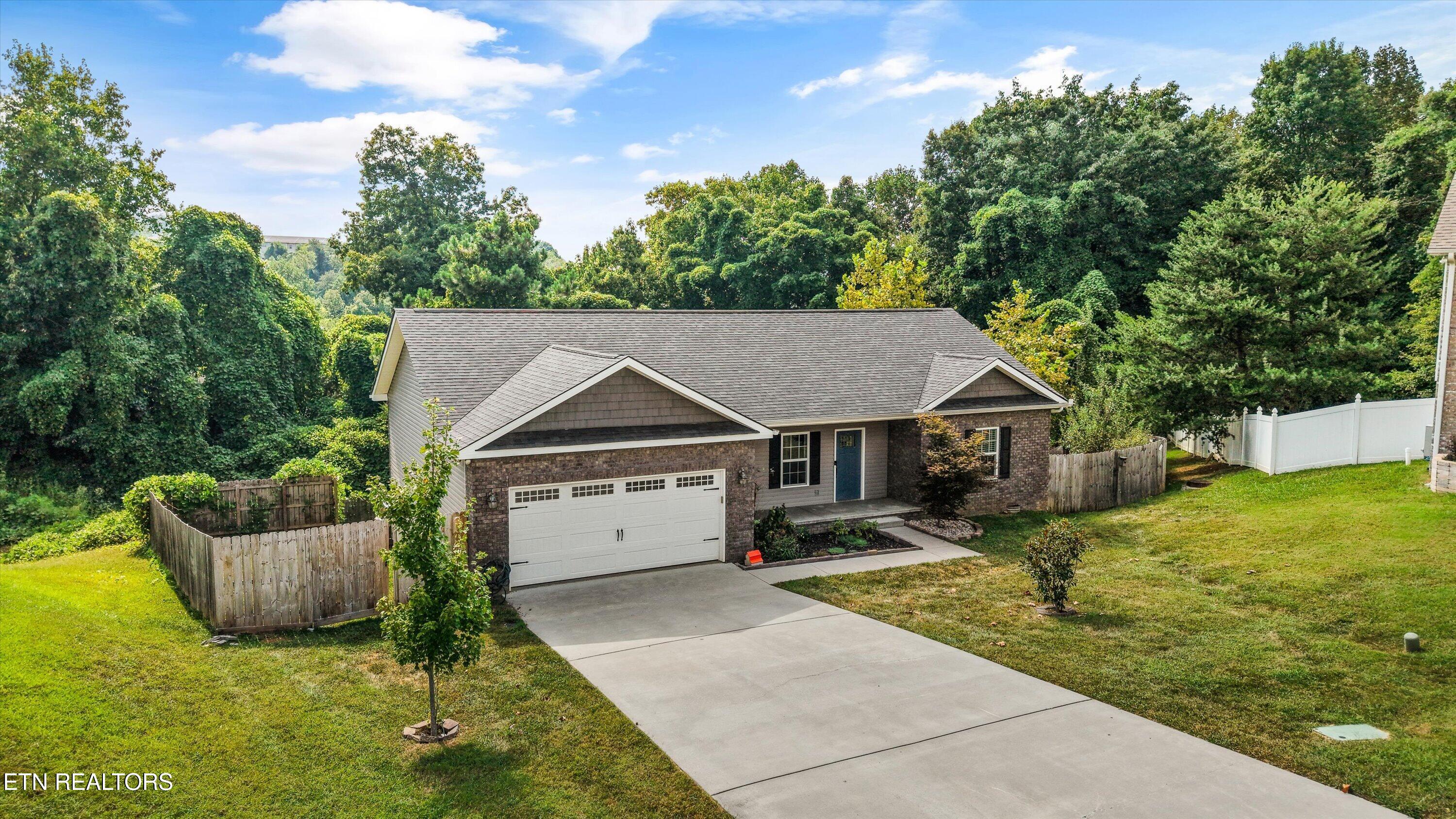 2000 Country Brook Lane