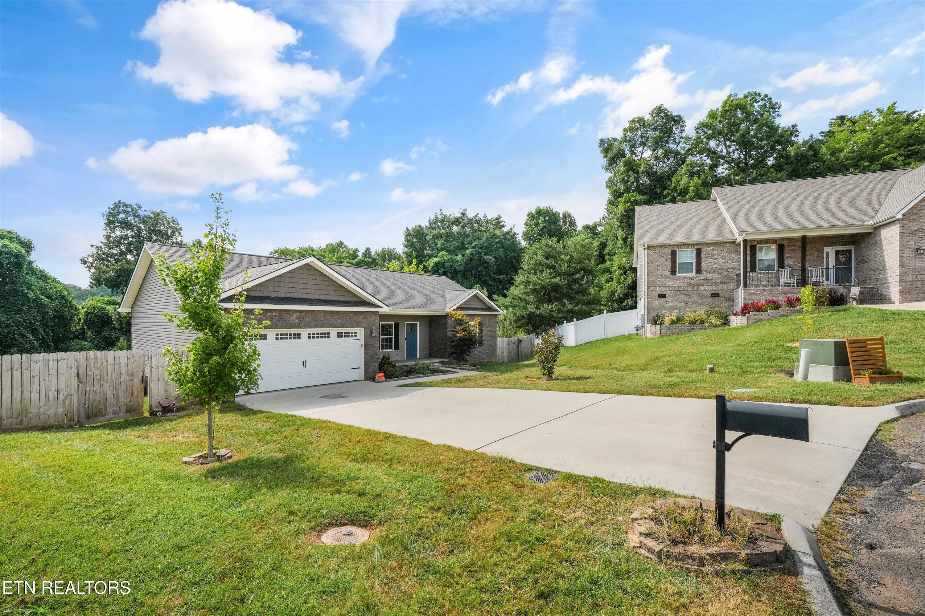 2000 Country Brook Lane