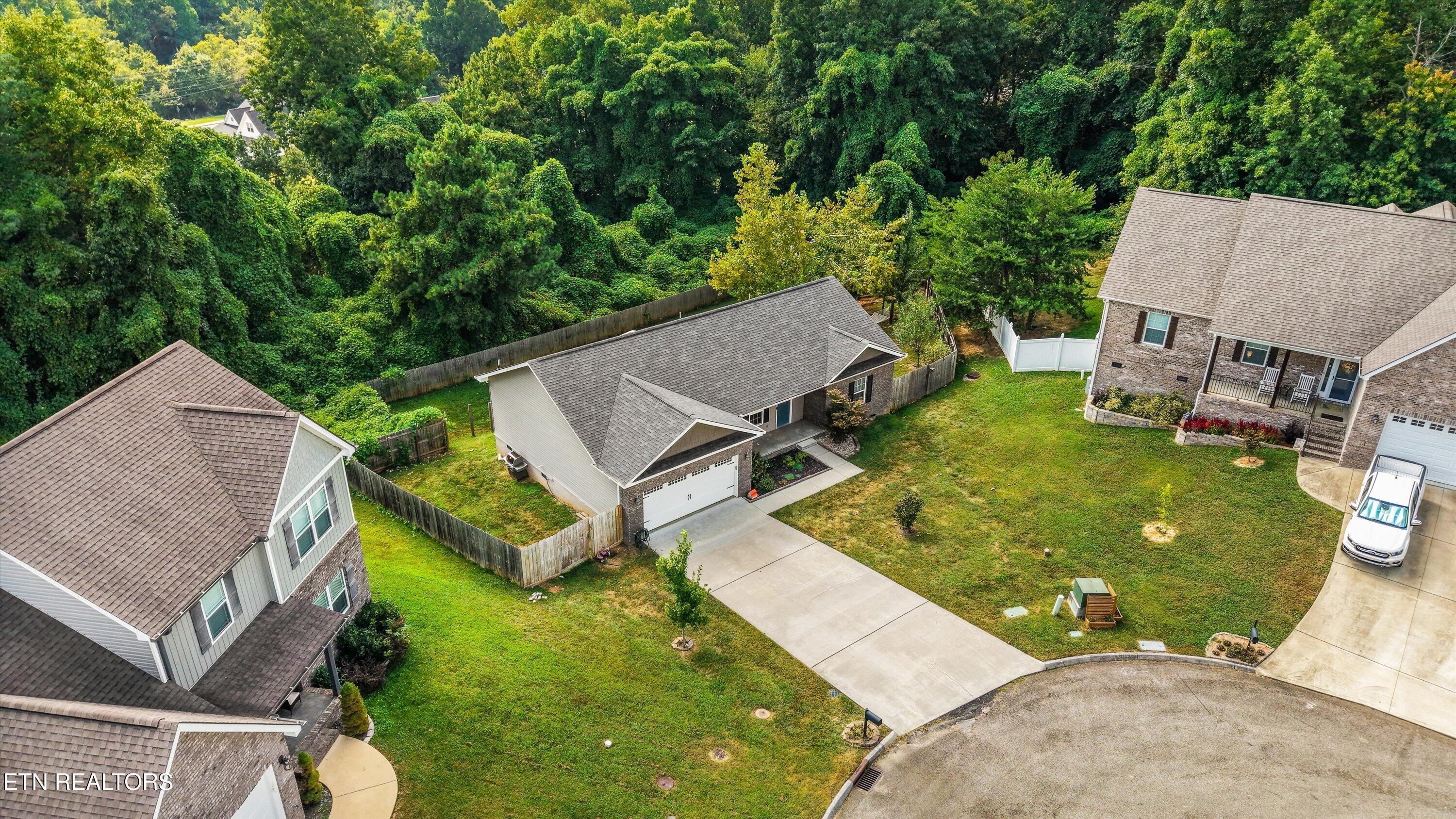 2000 Country Brook Lane