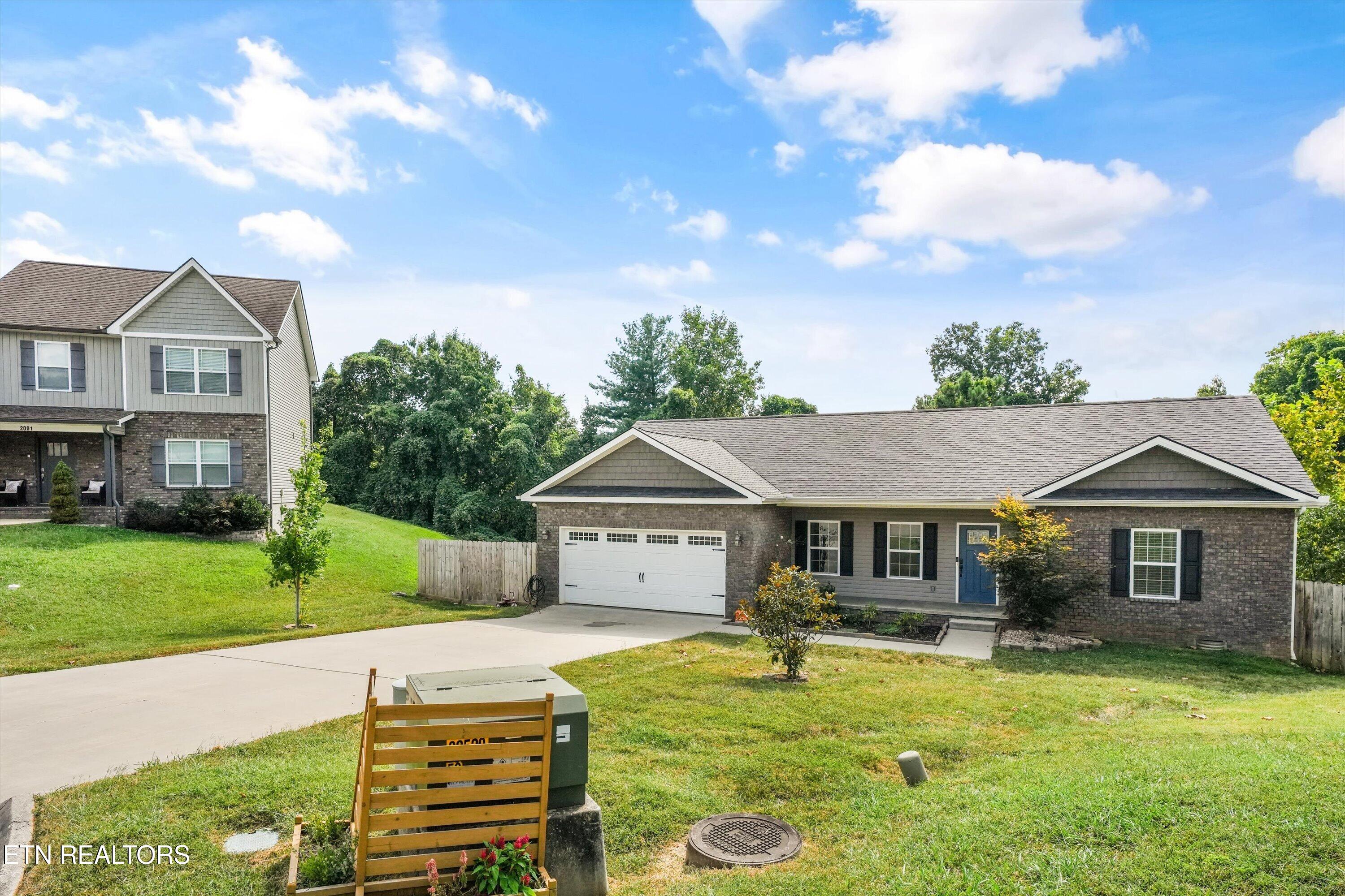 2000 Country Brook Lane