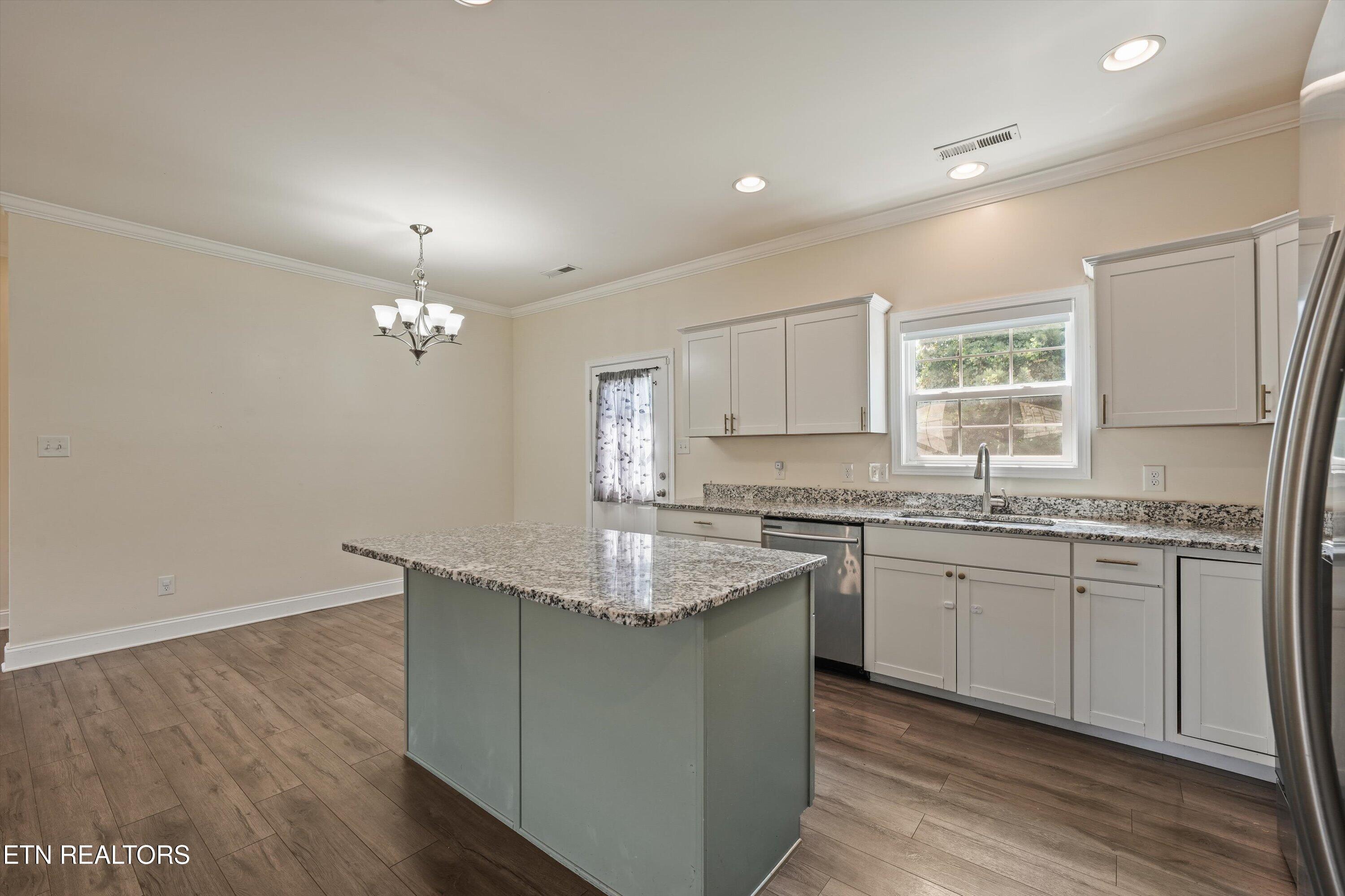 2000 Country Brook Lane