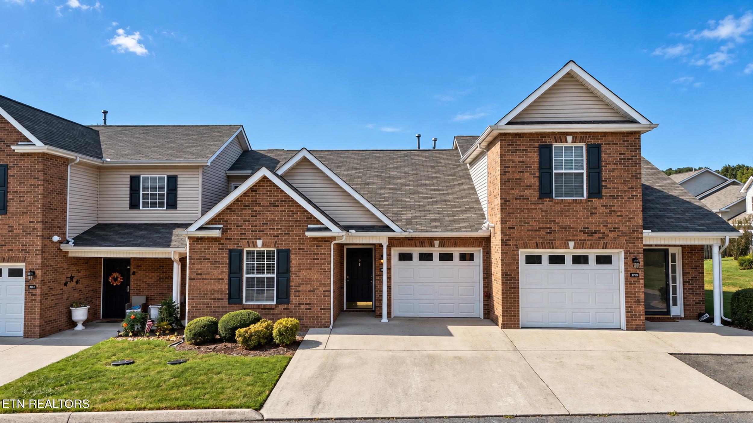 3707 Sean Grove Way